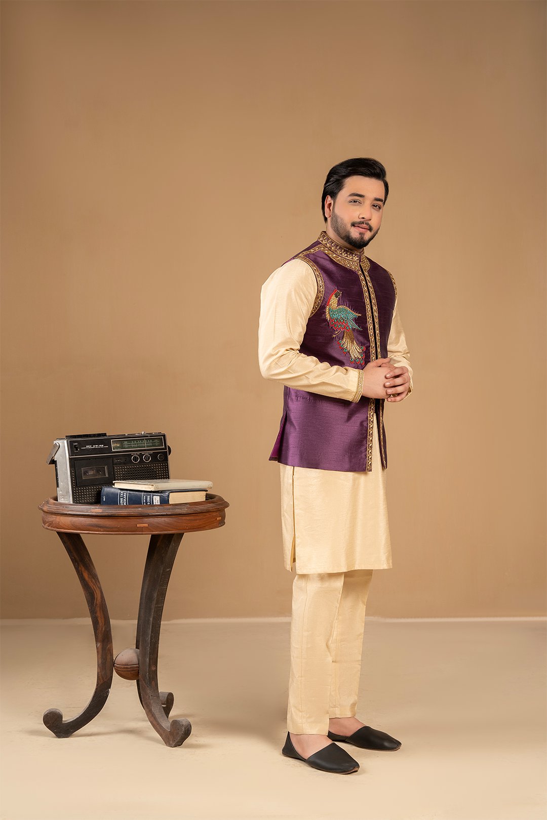 Deep Purple Adda Embroidered Silk Waistcoat (3-Piece) - Image 3