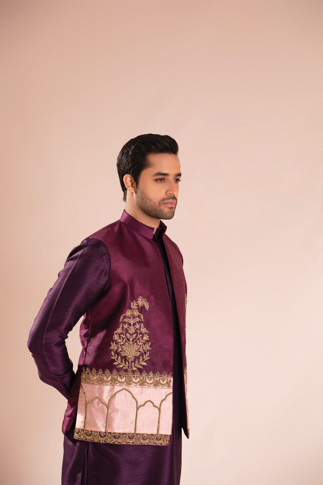 Purple Embroidered Silk Waistcoat Kurta (3-Piece) - Image 3