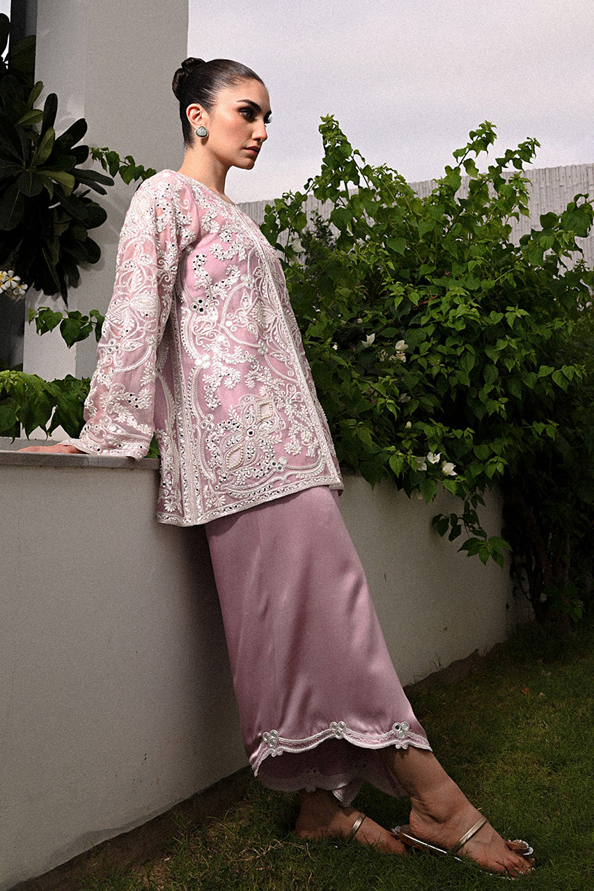 Pakistani Lilac Aari Embroidered Organza Jacket Set (3-Piece) - Image 3