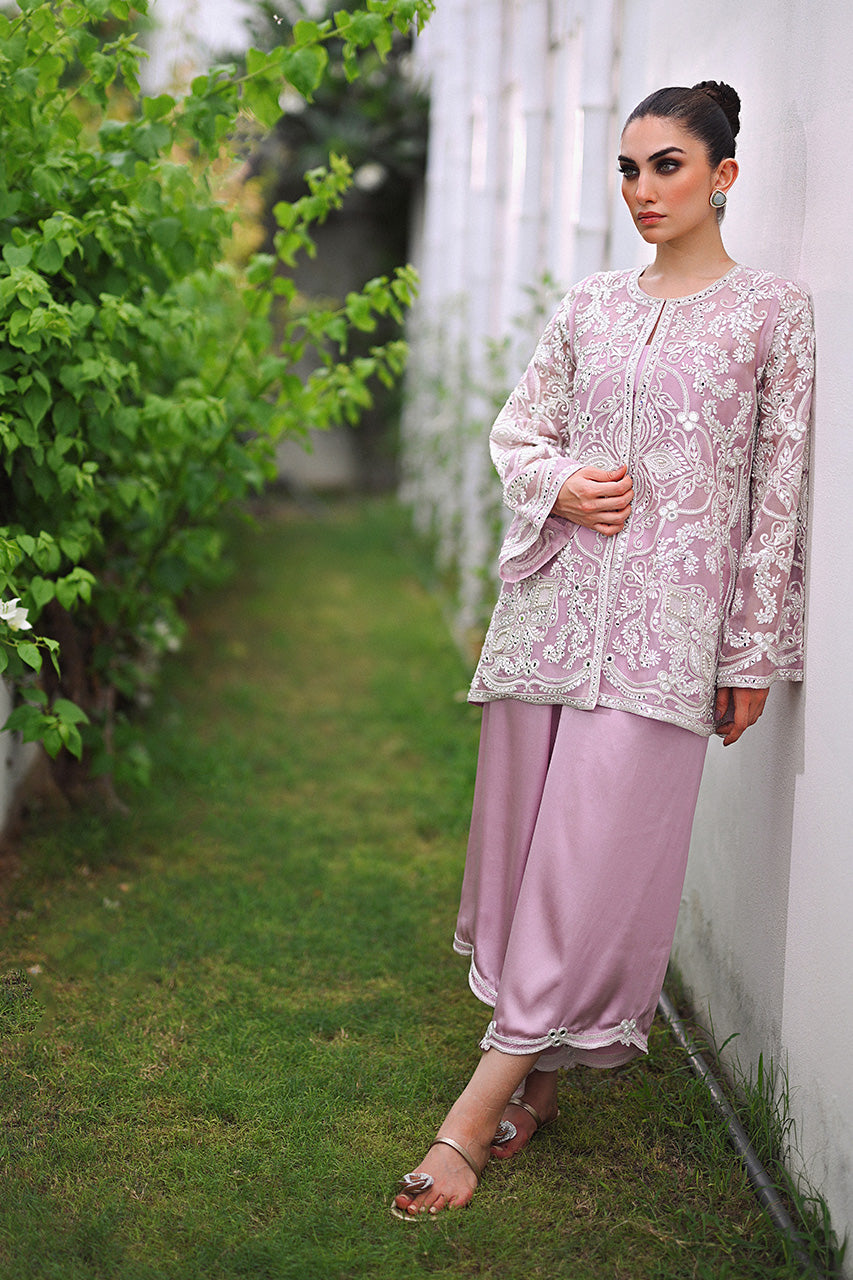 Pakistani Lilac Aari Embroidered Organza Jacket Set (3-Piece) - Image 4