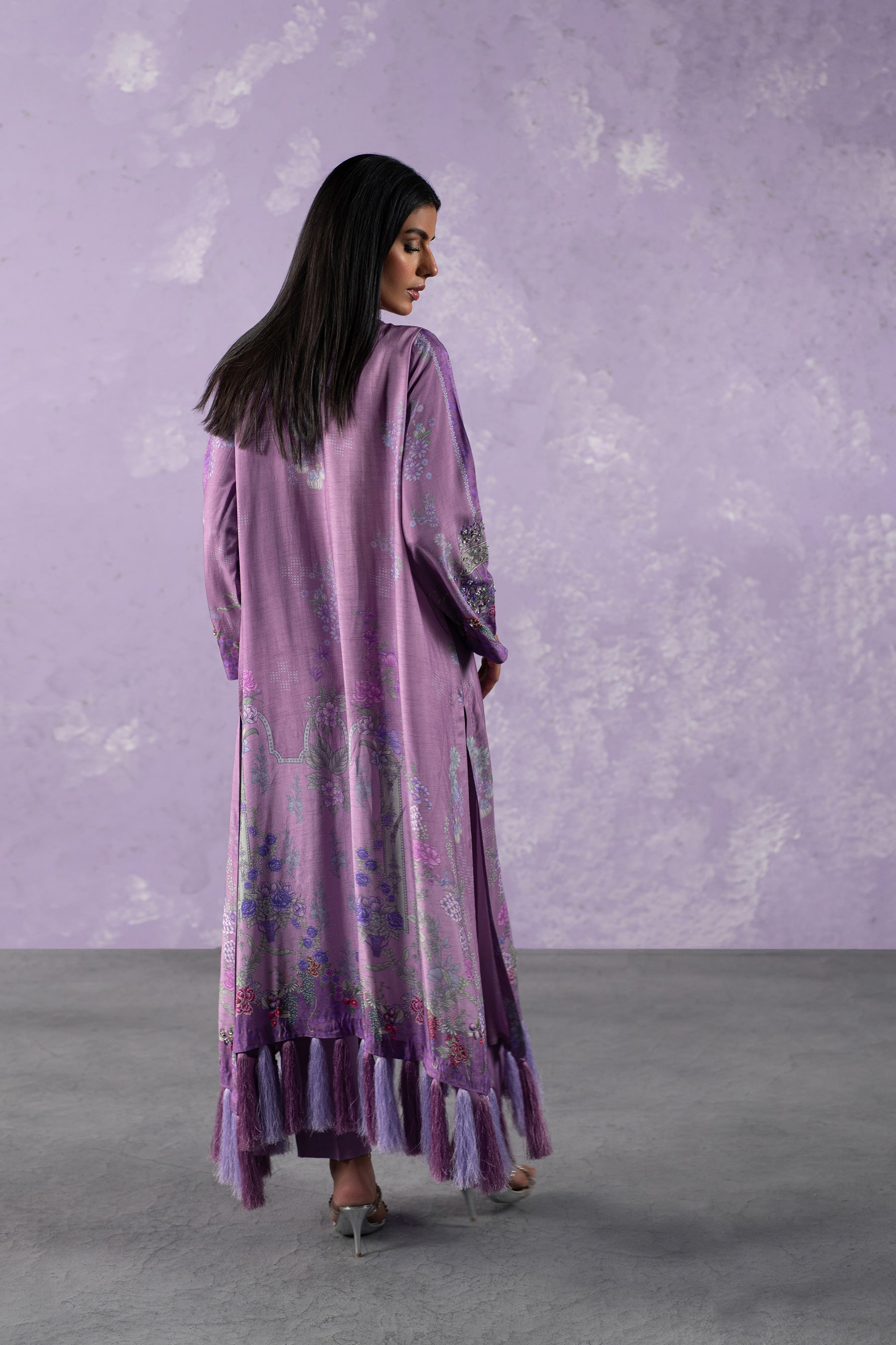 Pakistani Lavender Floral Embellished Raw Silk Kaftan (2-Piece) - Image 5