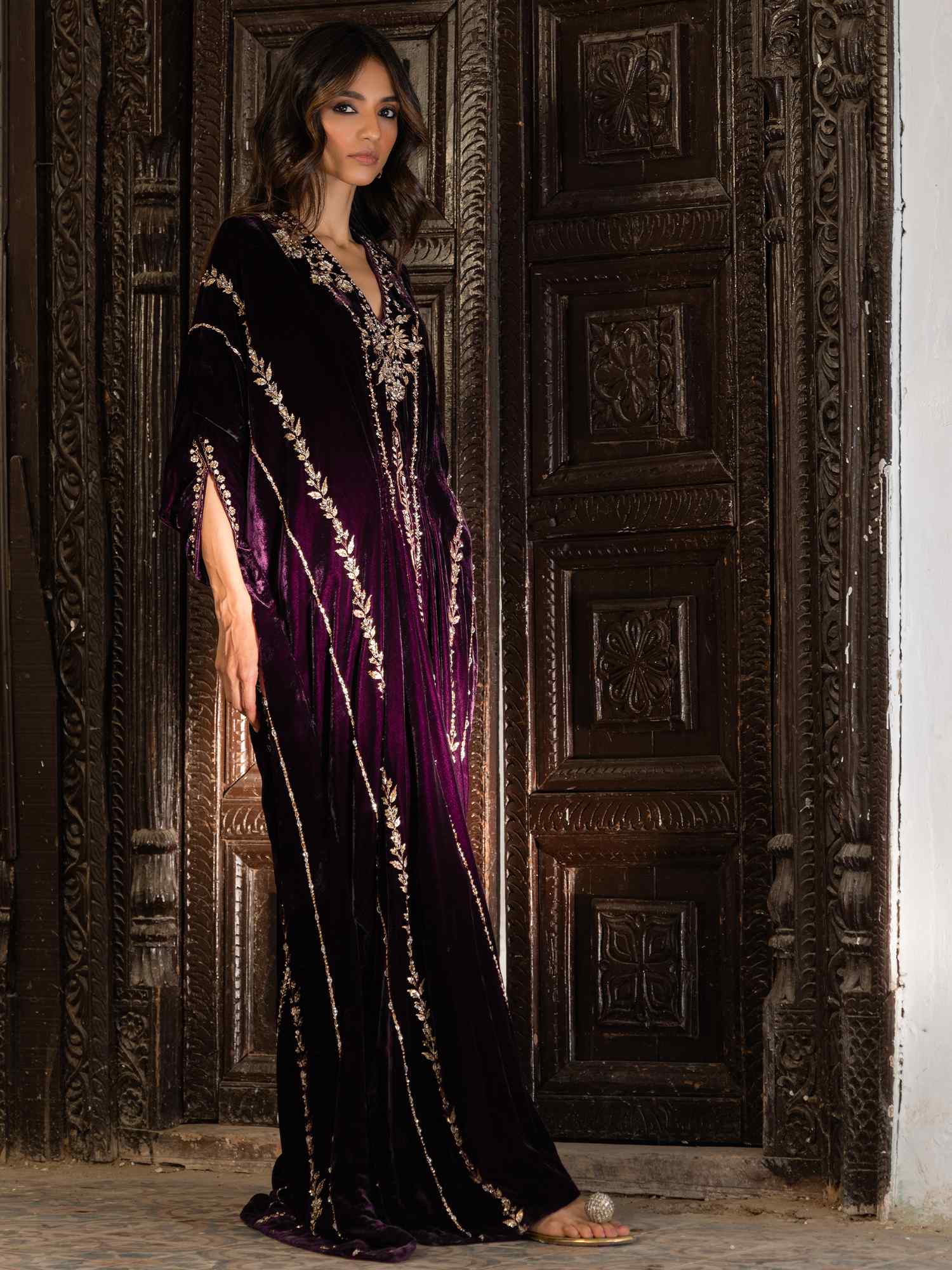 Aubergine Embellished Velvet Kaftan (1-Pc) - Image 4