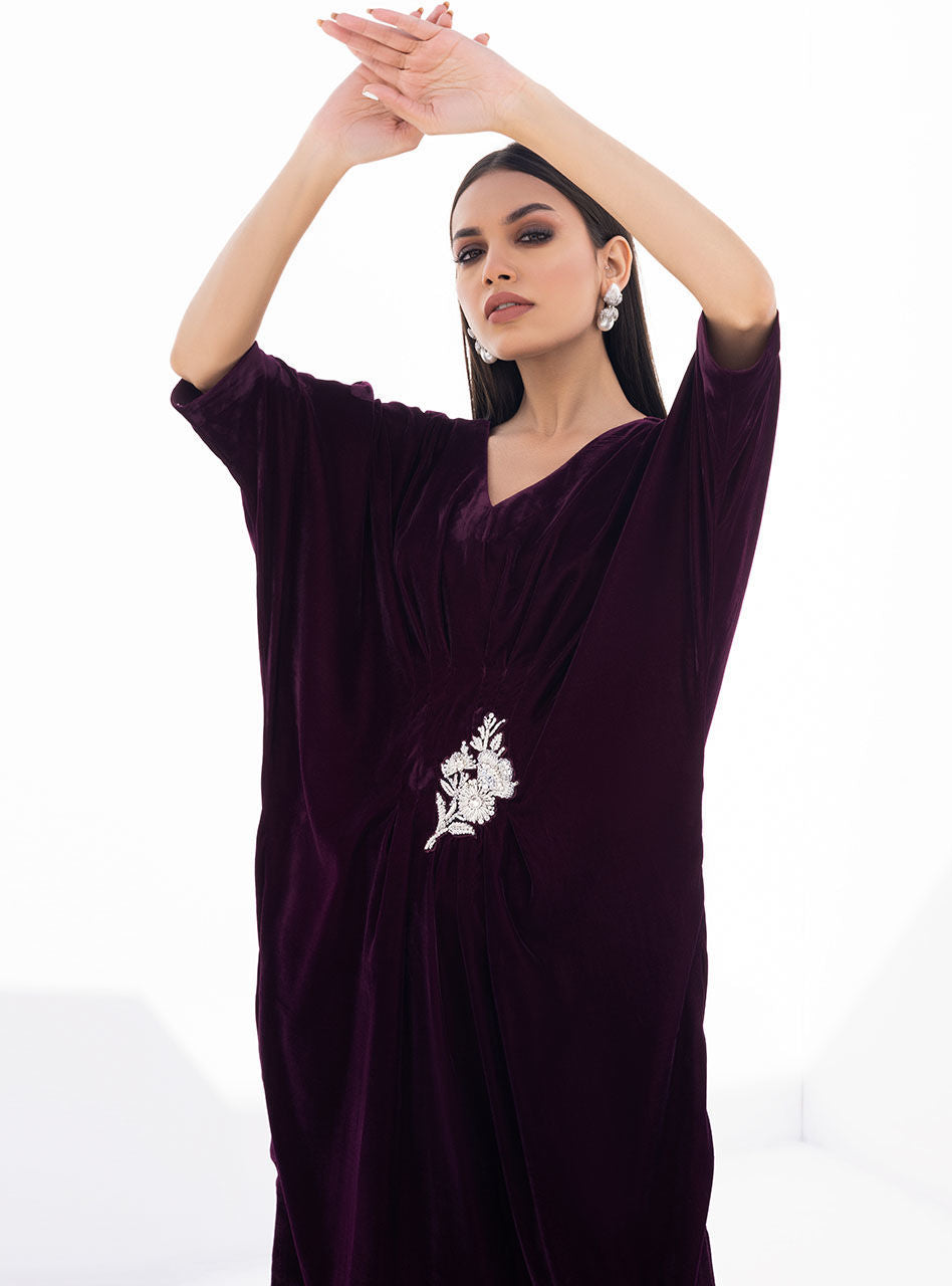 Pakistani Plum Hand Embroidered Velvet Kaftan (1-Pc) - Image 7