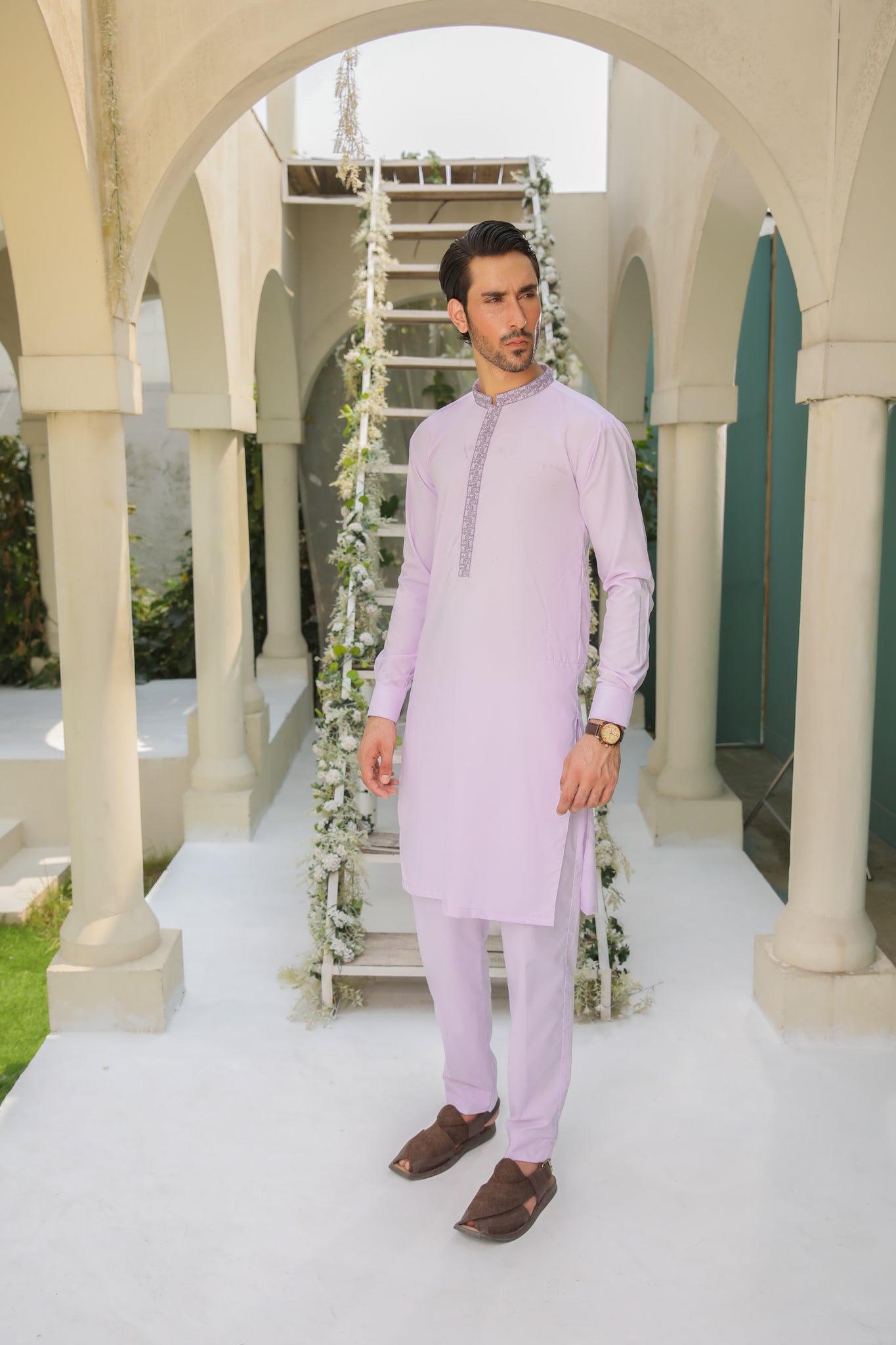 Lilac Embroidered Blended Fabric Kurta Pajama (2-Piece) - Image 2