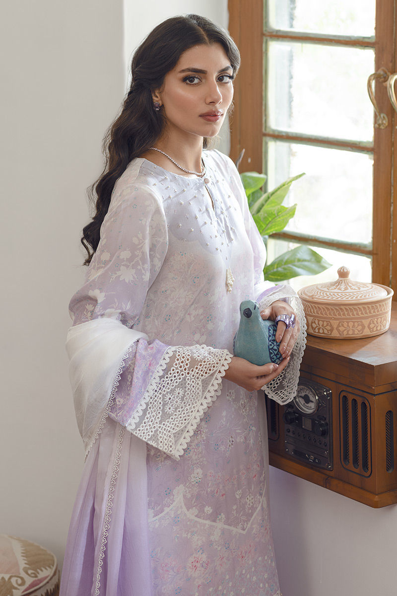 Pakistani Lavender Lace Printed Salwar Kameez (3-Piece) - Image 2