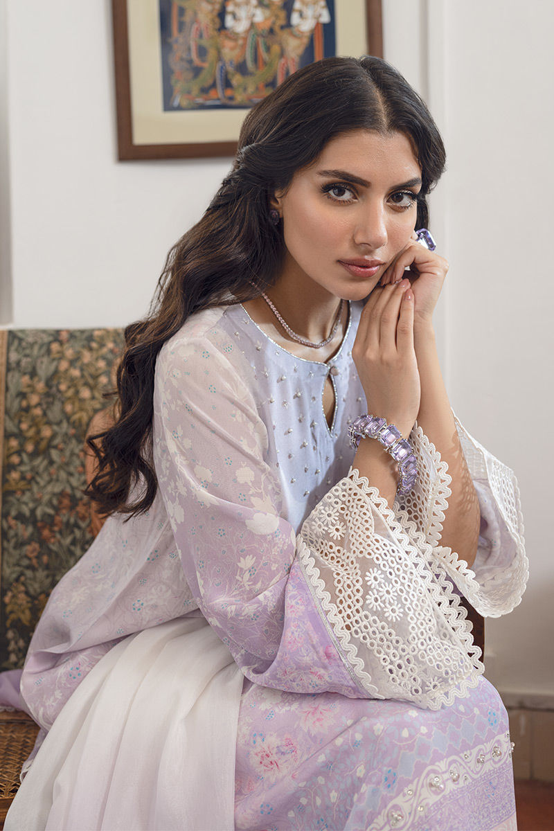Pakistani Lavender Lace Printed Salwar Kameez (3-Piece) - Image 5