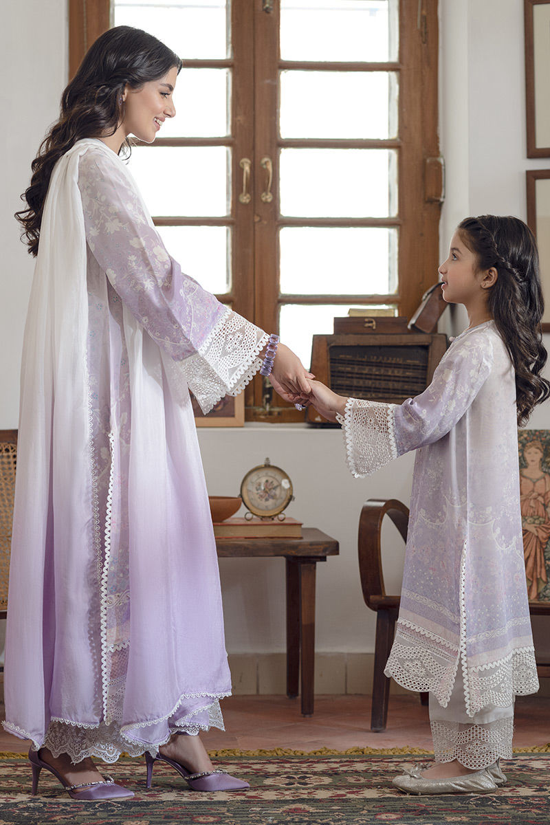 Pakistani Lavender Lace Printed Salwar Kameez (3-Piece) - Image 9