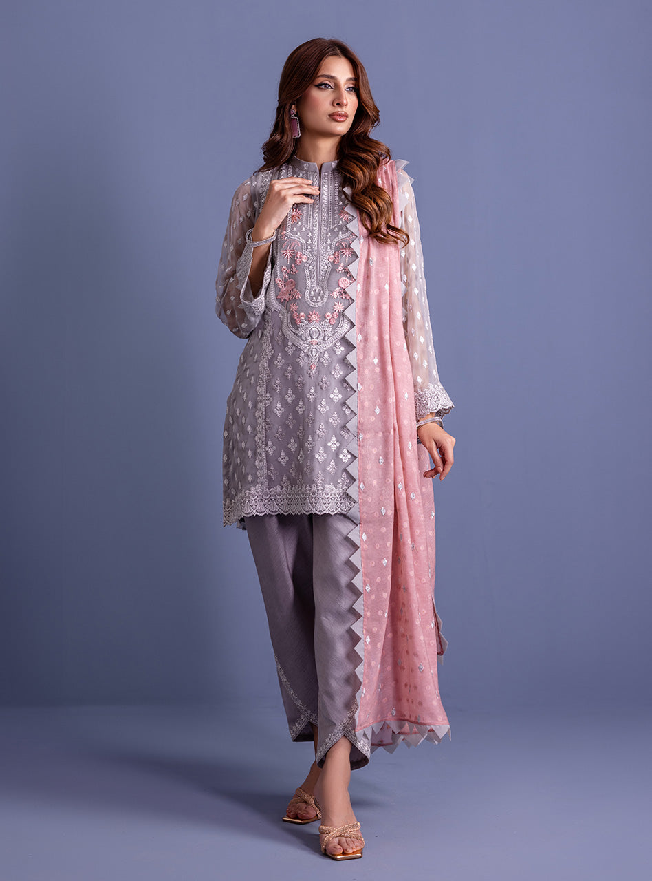 Pakistani Lilac Embroidered Pure Chiffon Salwar Kameez (3-Piece) - Image 1