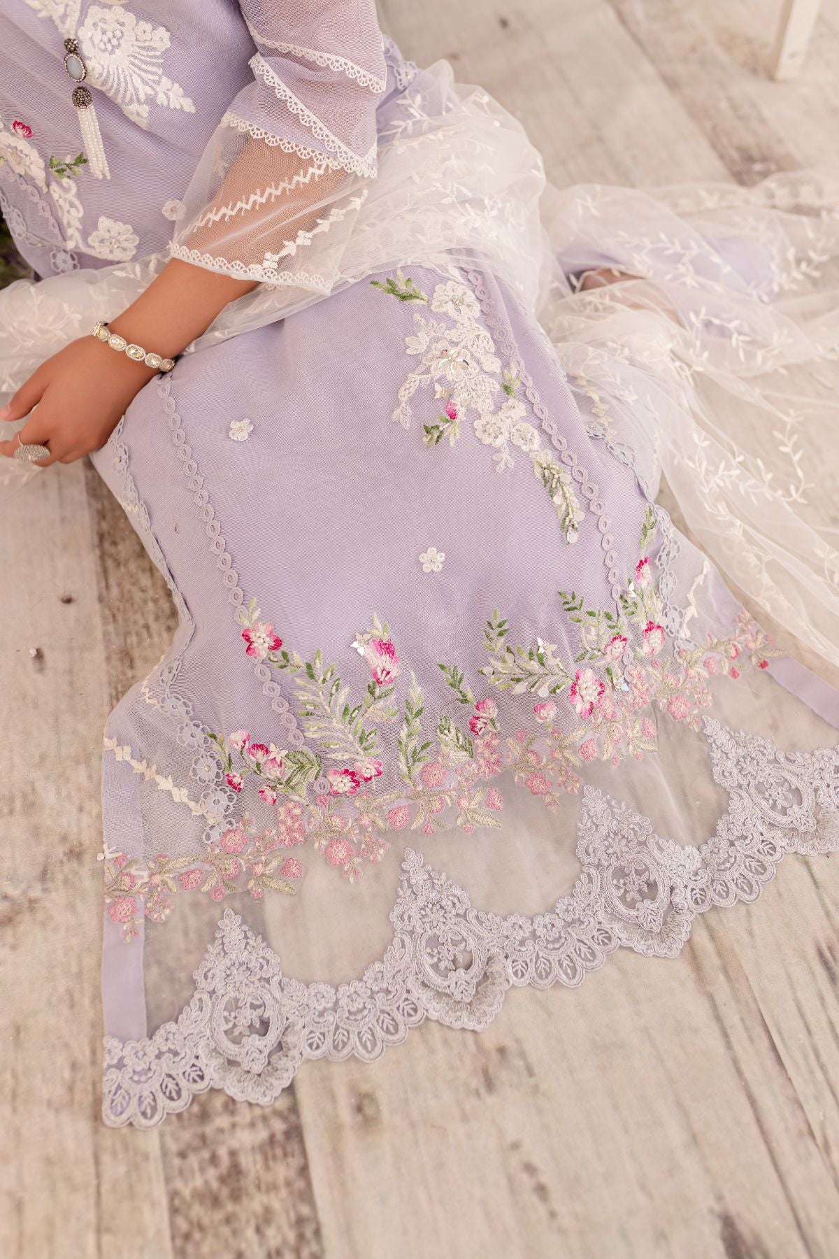 Lilac Embroidered Cotton Net Salwar Kameez (3-Piece) - Image 5