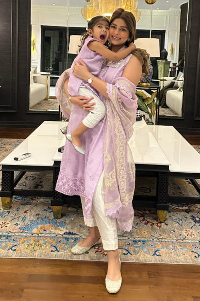 Pakistani Lilac Schiffli Cotton Organza Salwar Kameez (3-Piece) - Image 1