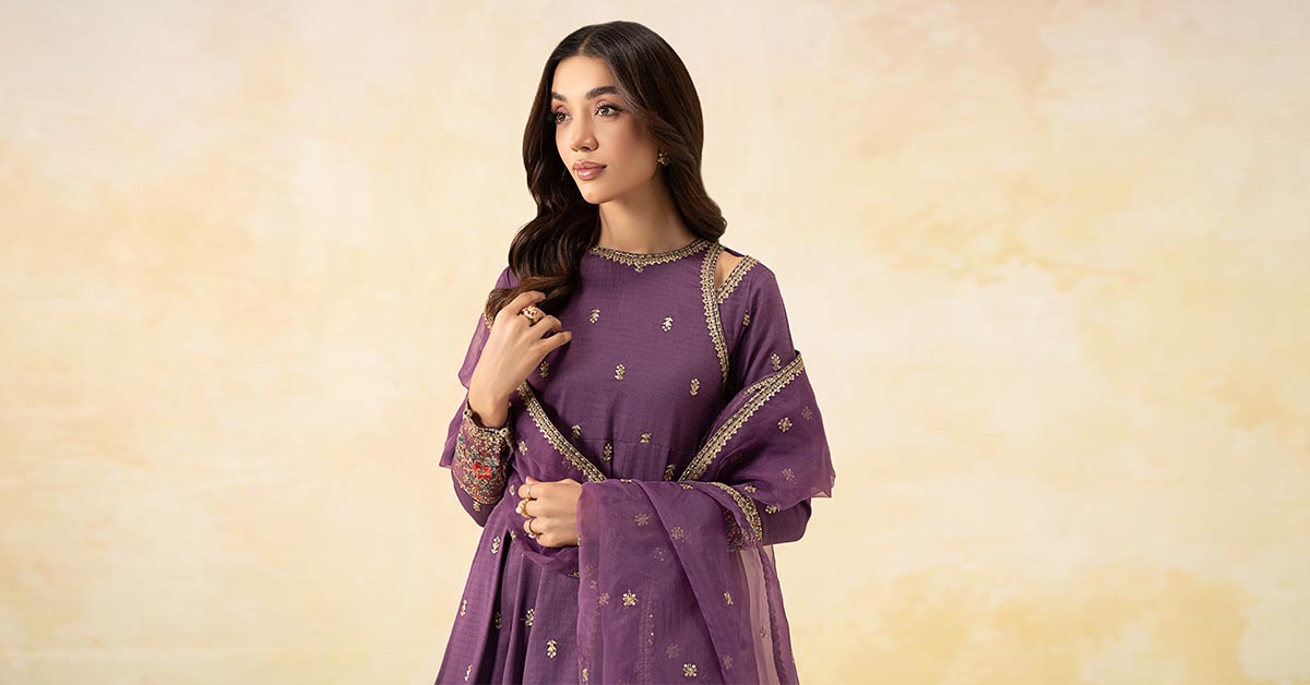 Pakistani Purple Embroidered Dobby Lawn Salwar Kameez (3-Piece) - Image 7
