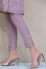 Lilac Embroidered Embossed Silk Kurta & Pants (2-Piece) - Image 4