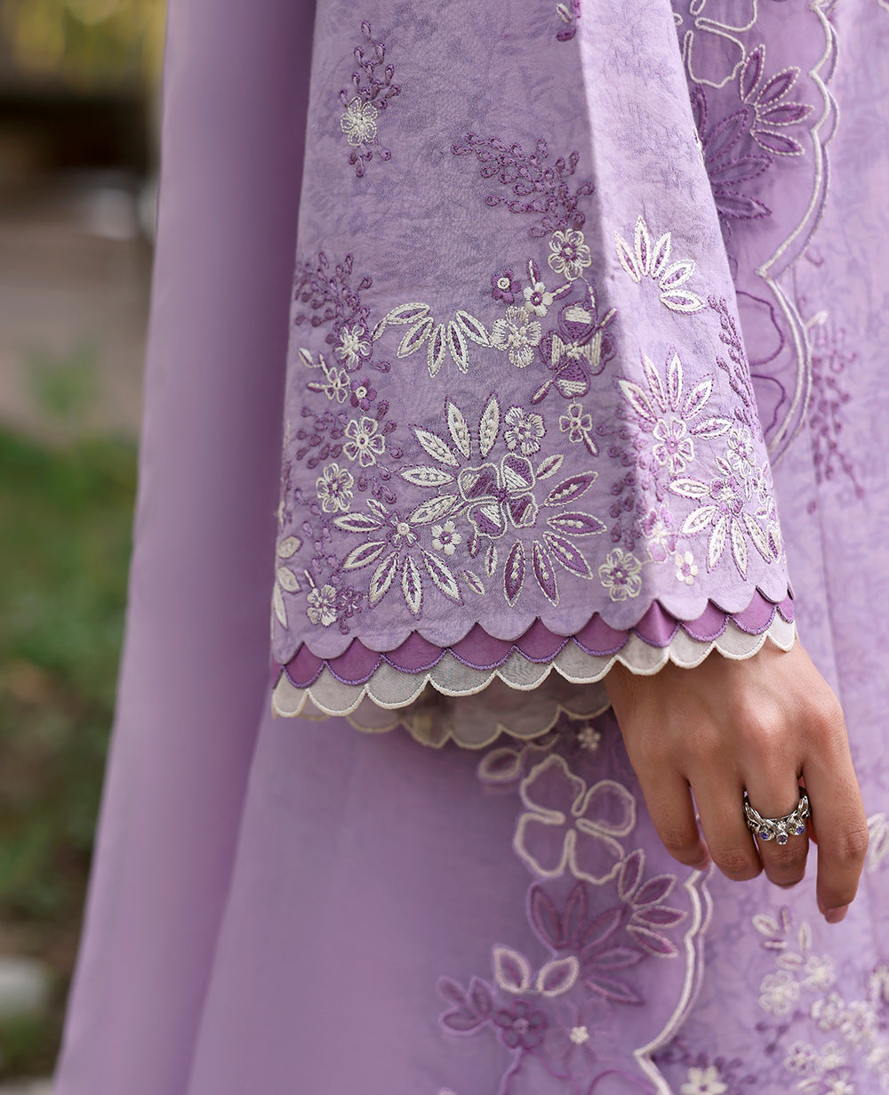 Lilac Embroidered Jacquard Salwar Kameez (3-Piece) - Image 6