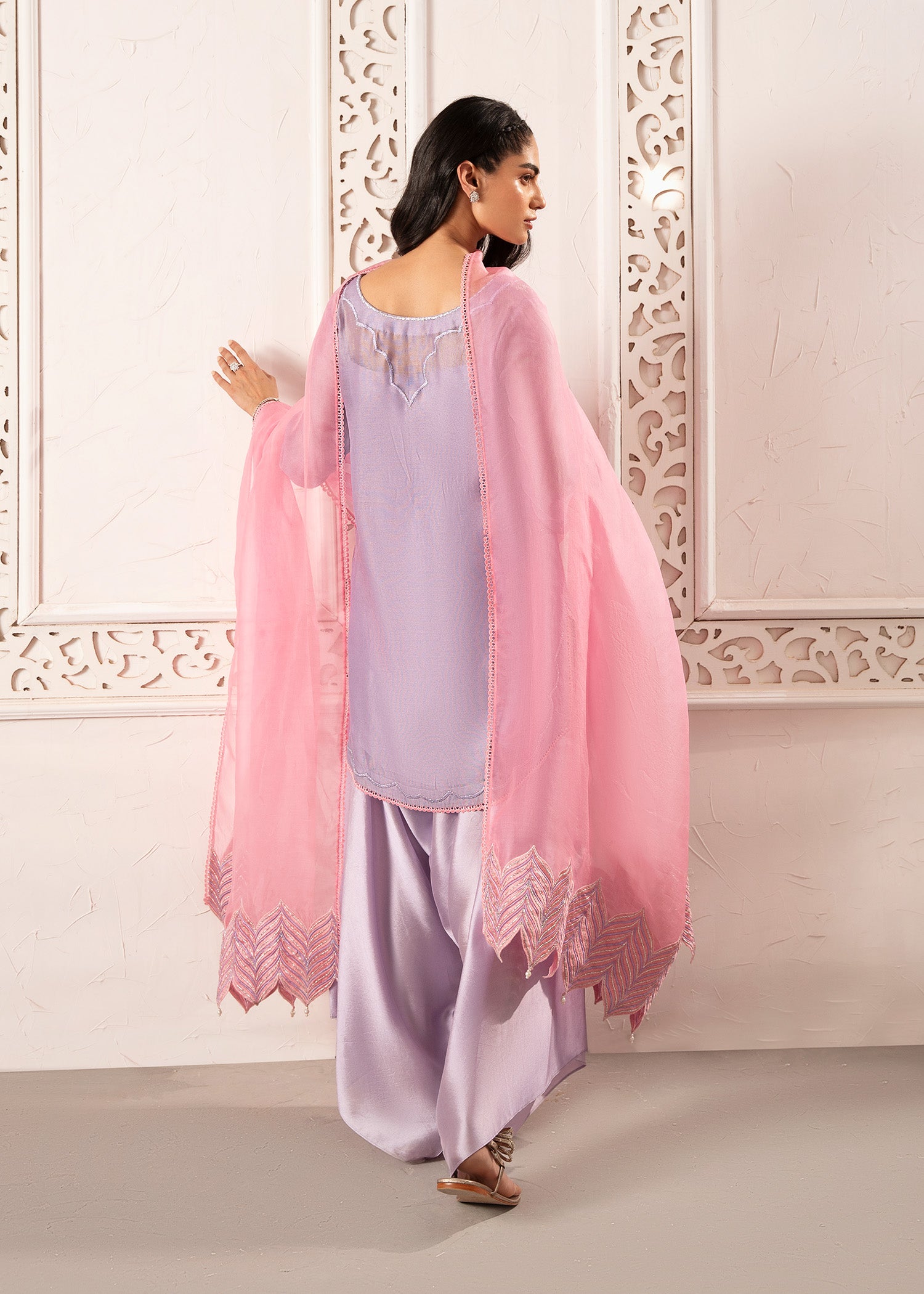 Pakistani Rich Lilac Resham Embroidered Khaddi Silk Salwar Kameez (3-Piece) - Image 10