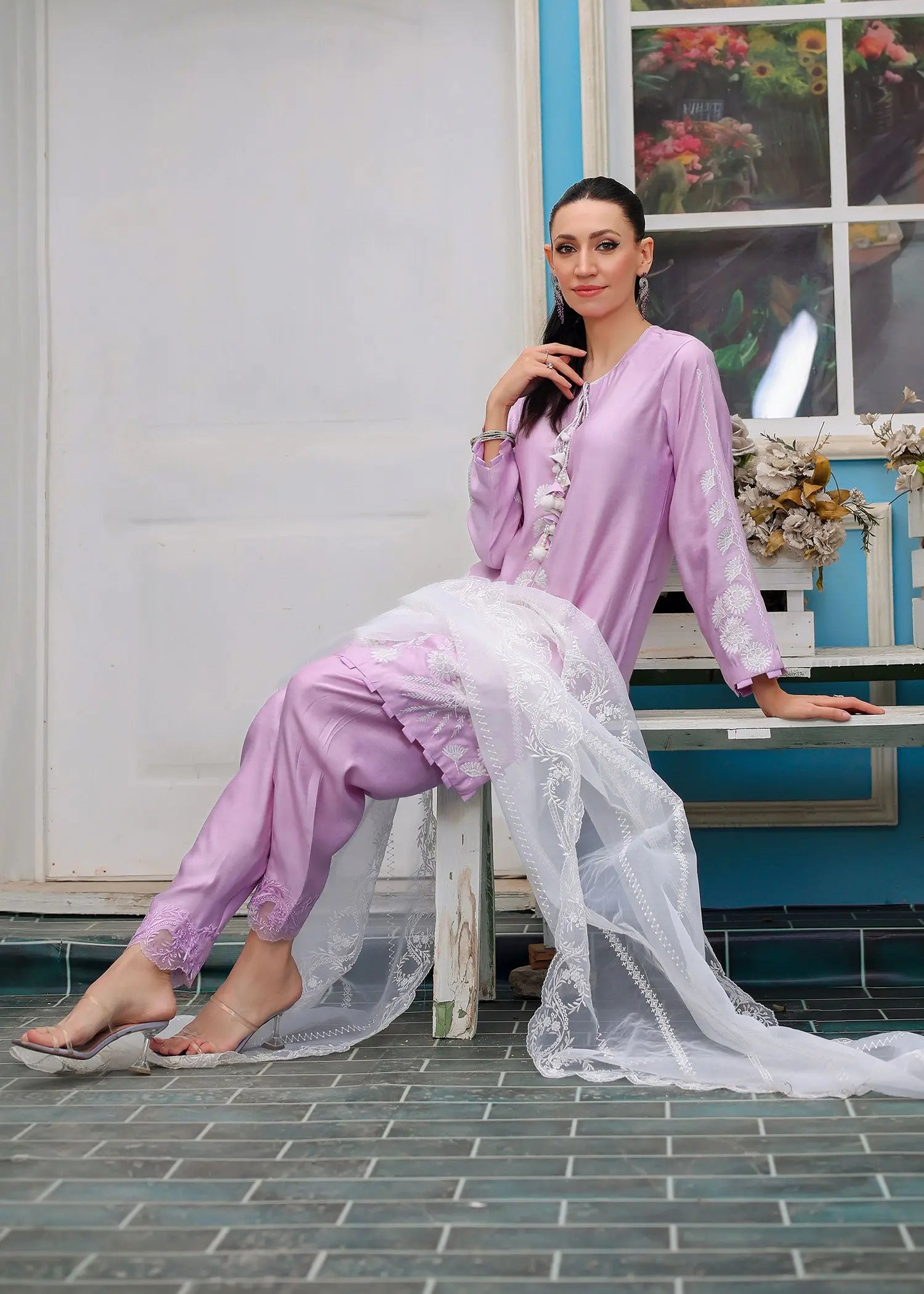 Pakistani Lilac Embroidered Khadi Silk Salwar Kameez (3-Piece) - Image 5