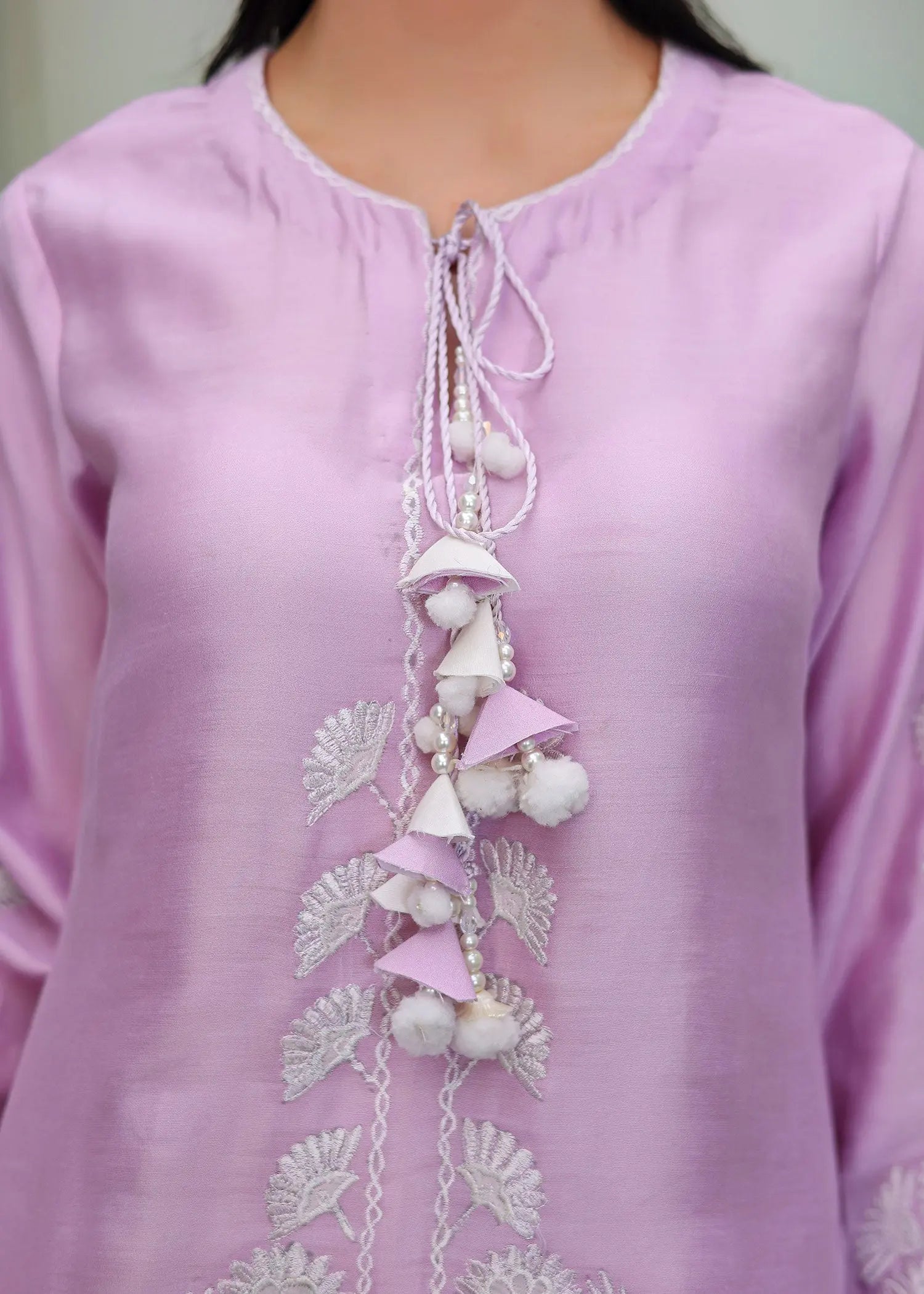 Pakistani Lilac Embroidered Khadi Silk Salwar Kameez (3-Piece) - Image 6