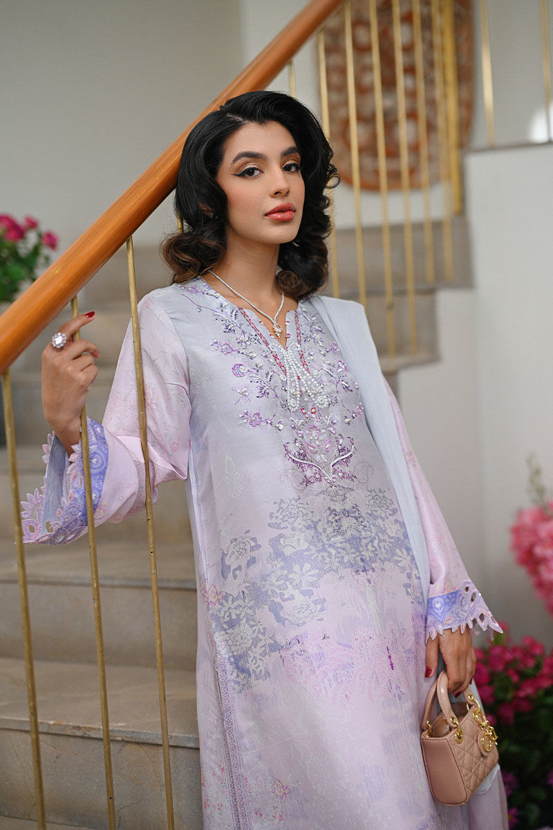 Pakistani Lilac Appliqué Cutwork Lawn Salwar Kameez (3-Piece) - Image 6