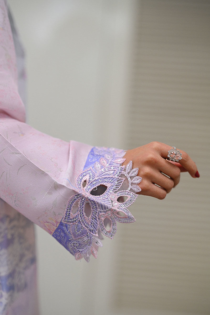 Pakistani Lilac Appliqué Cutwork Lawn Salwar Kameez (3-Piece) - Image 9