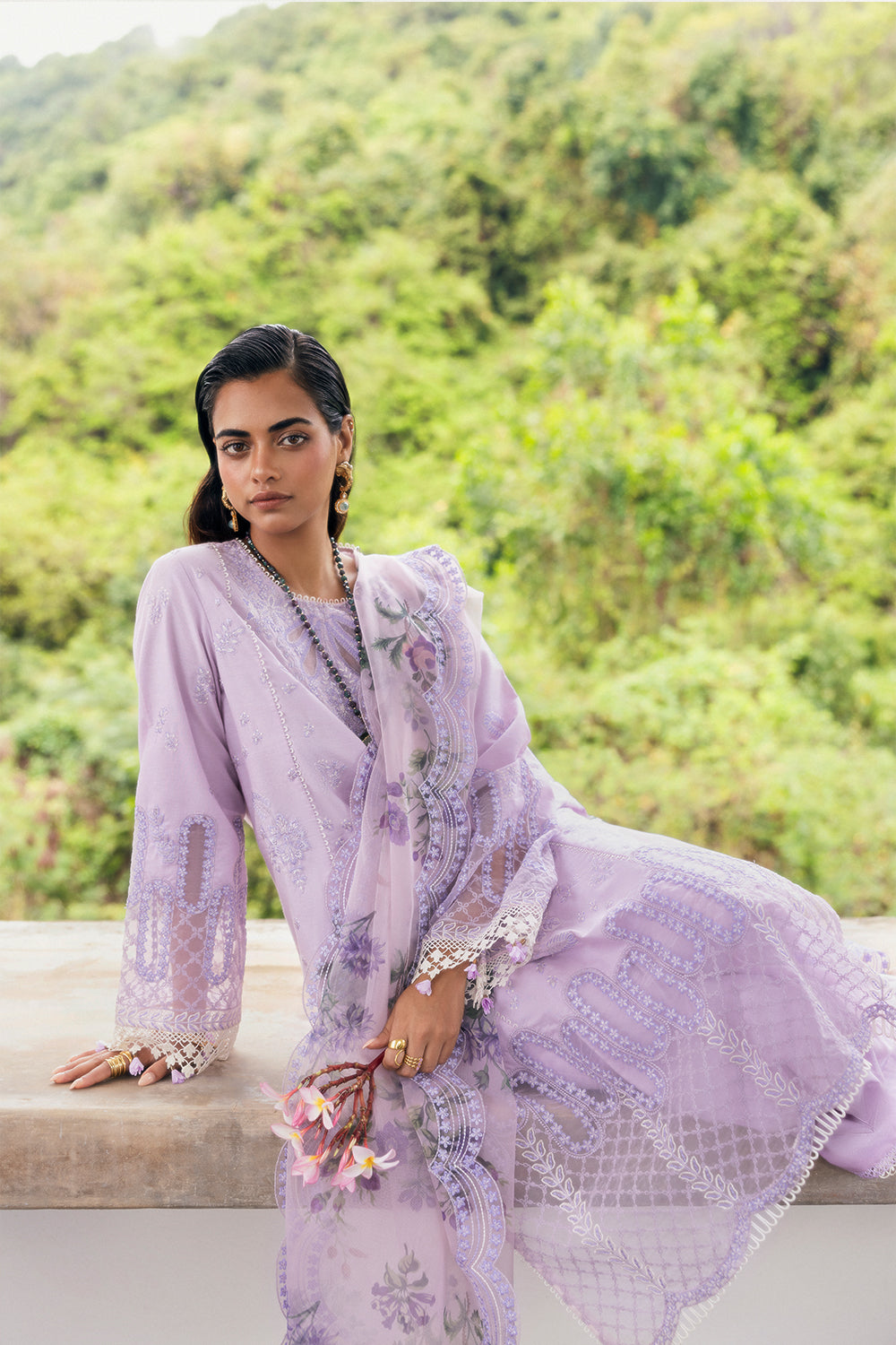 Lilac Embroidered Lawn & Organza Salwar Kameez (3-Piece) - Image 7