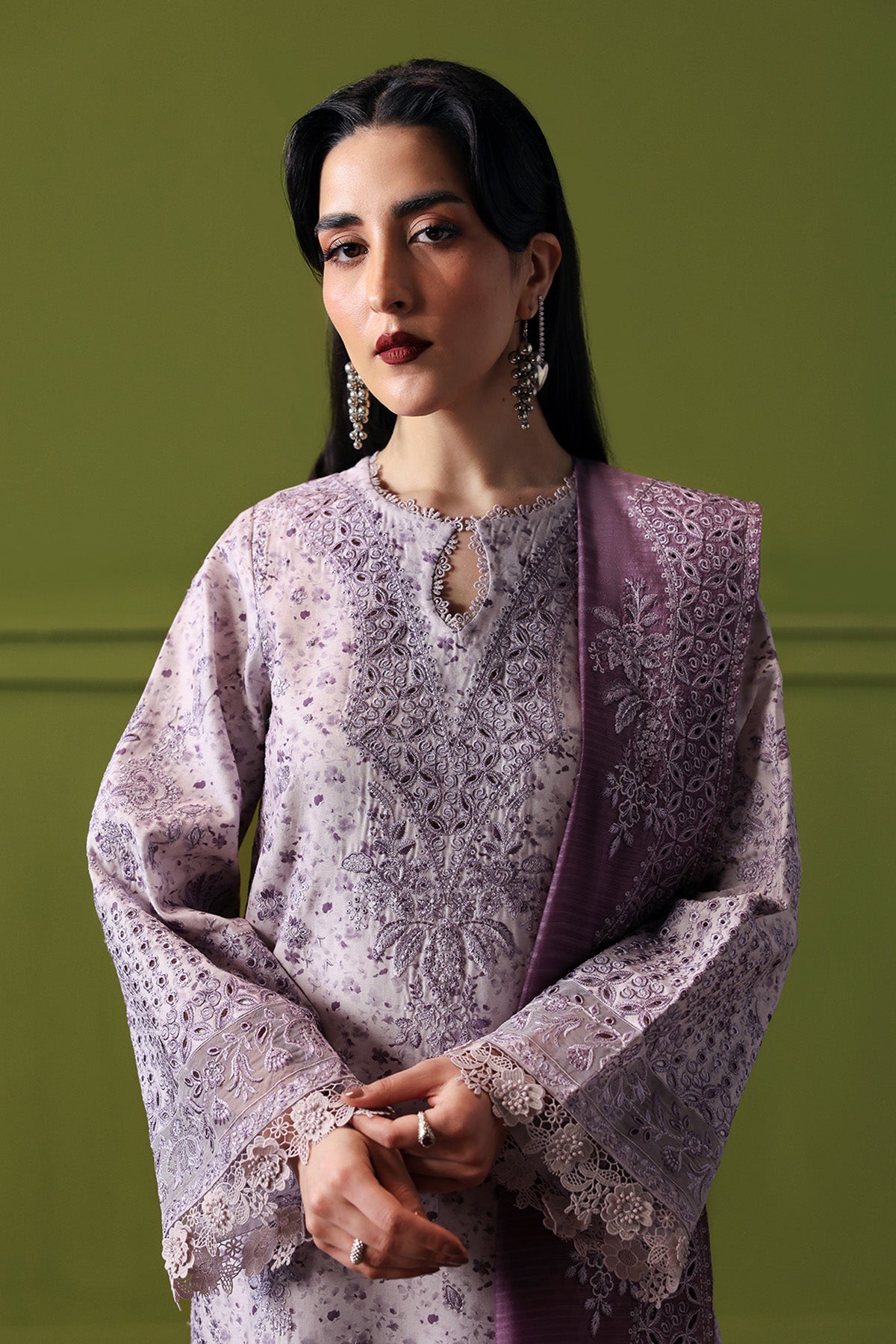 Pakistani Lilac Embroidered Lawn & Organza 3-Piece Suit - Image 2