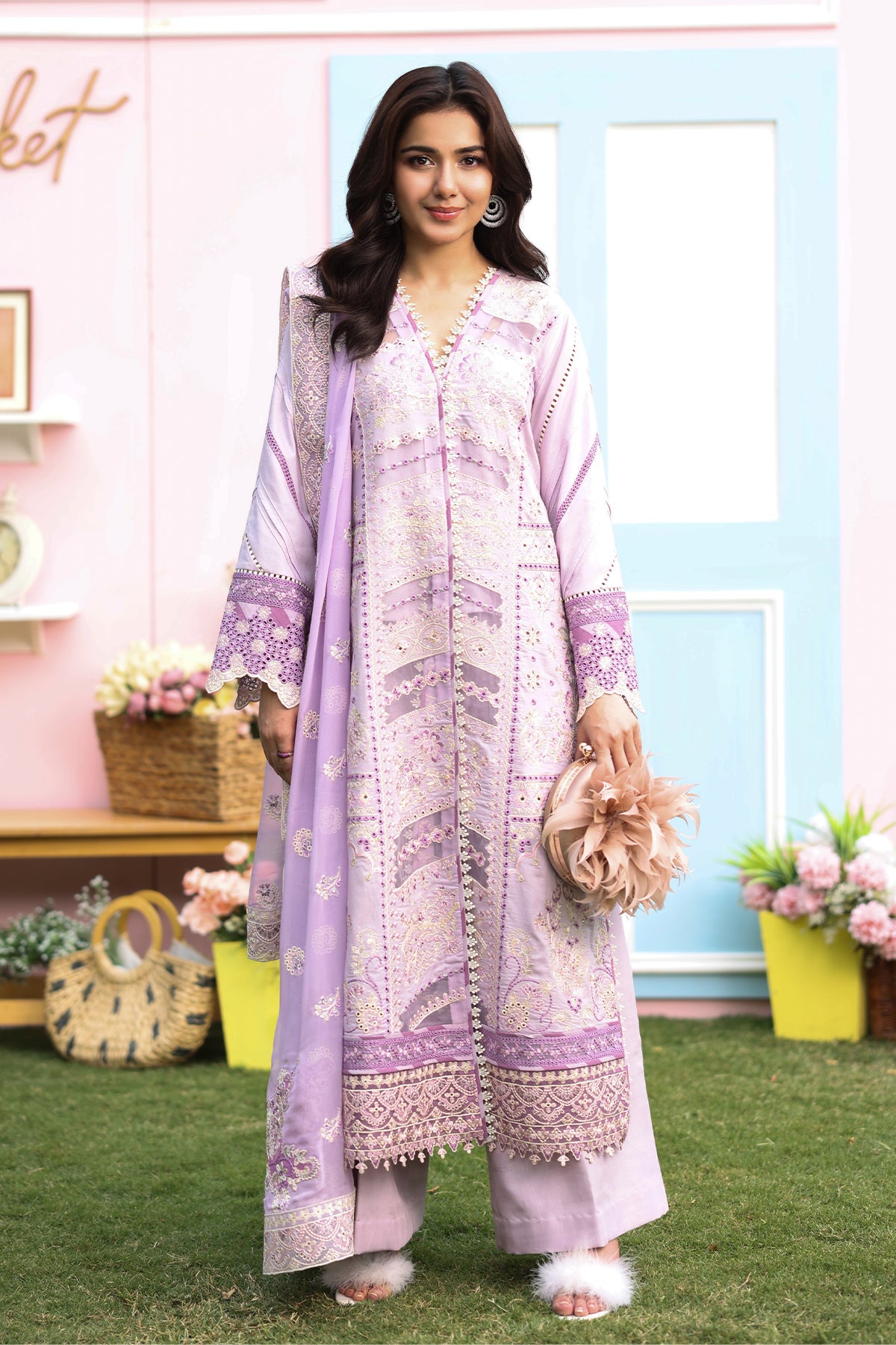 Lilac Embroidered Lawn Salwar Kameez (3-Piece) - Image 1