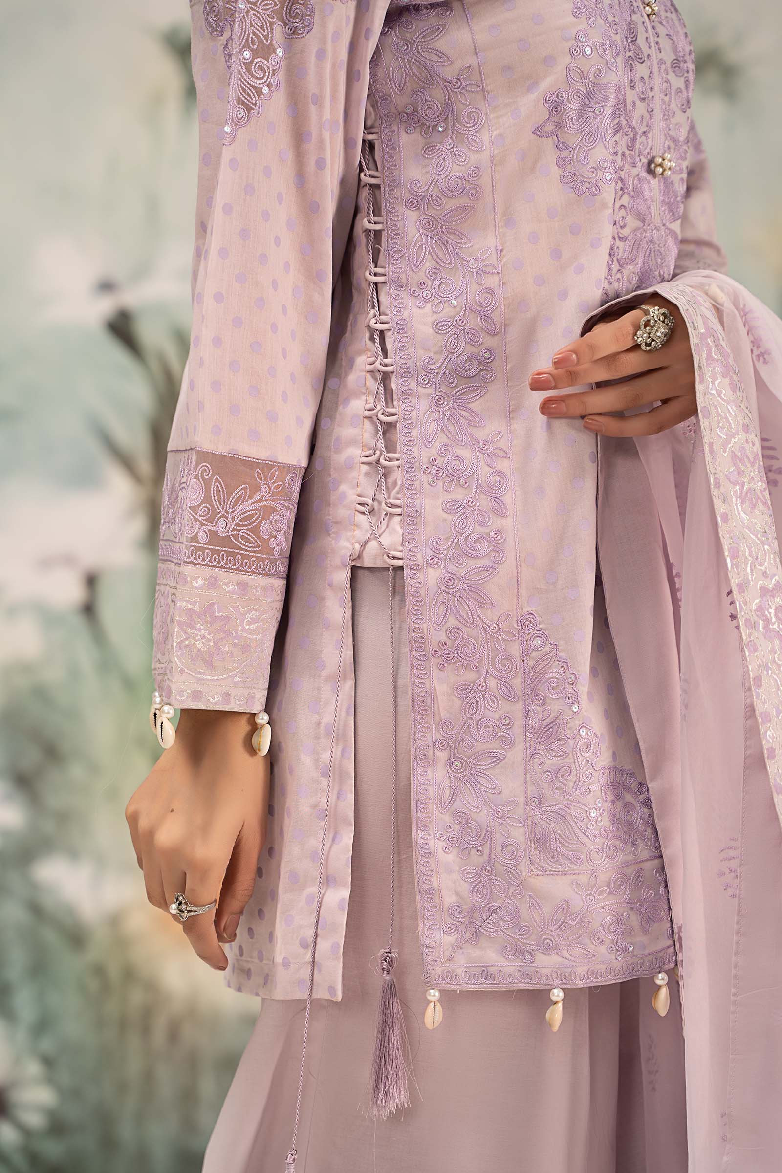 Pakistani Lilac Embroidered Lawn Salwar Kameez (3-Piece) - Image 12