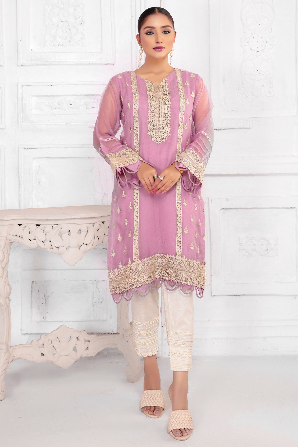 Pakistani Lilac Embroidered Organza Straight Shirt (2-Piece) - Image 1