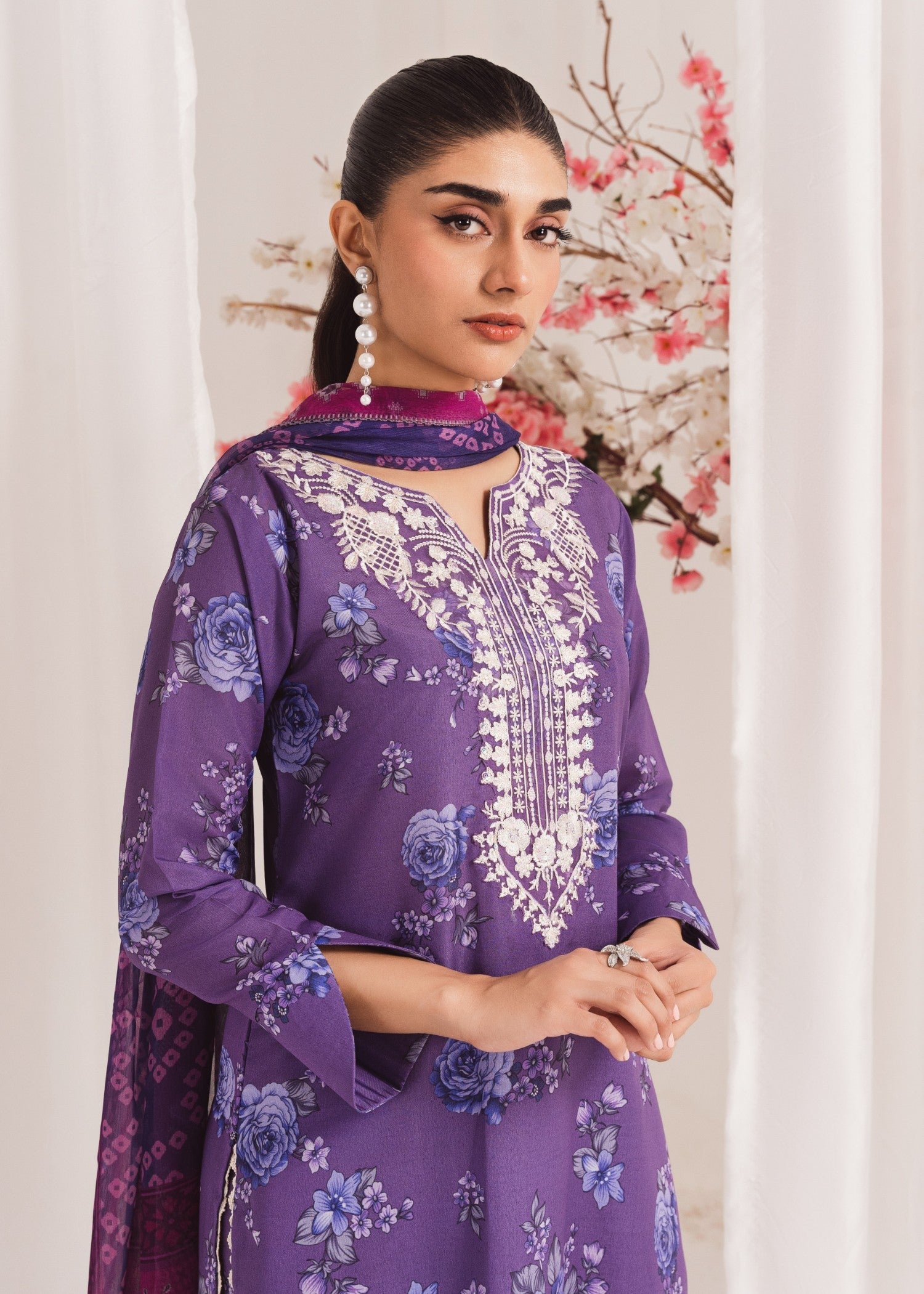 Pakistani Plum Embroidered Poly Lawn Kurta Set (3-Piece) - Image 4