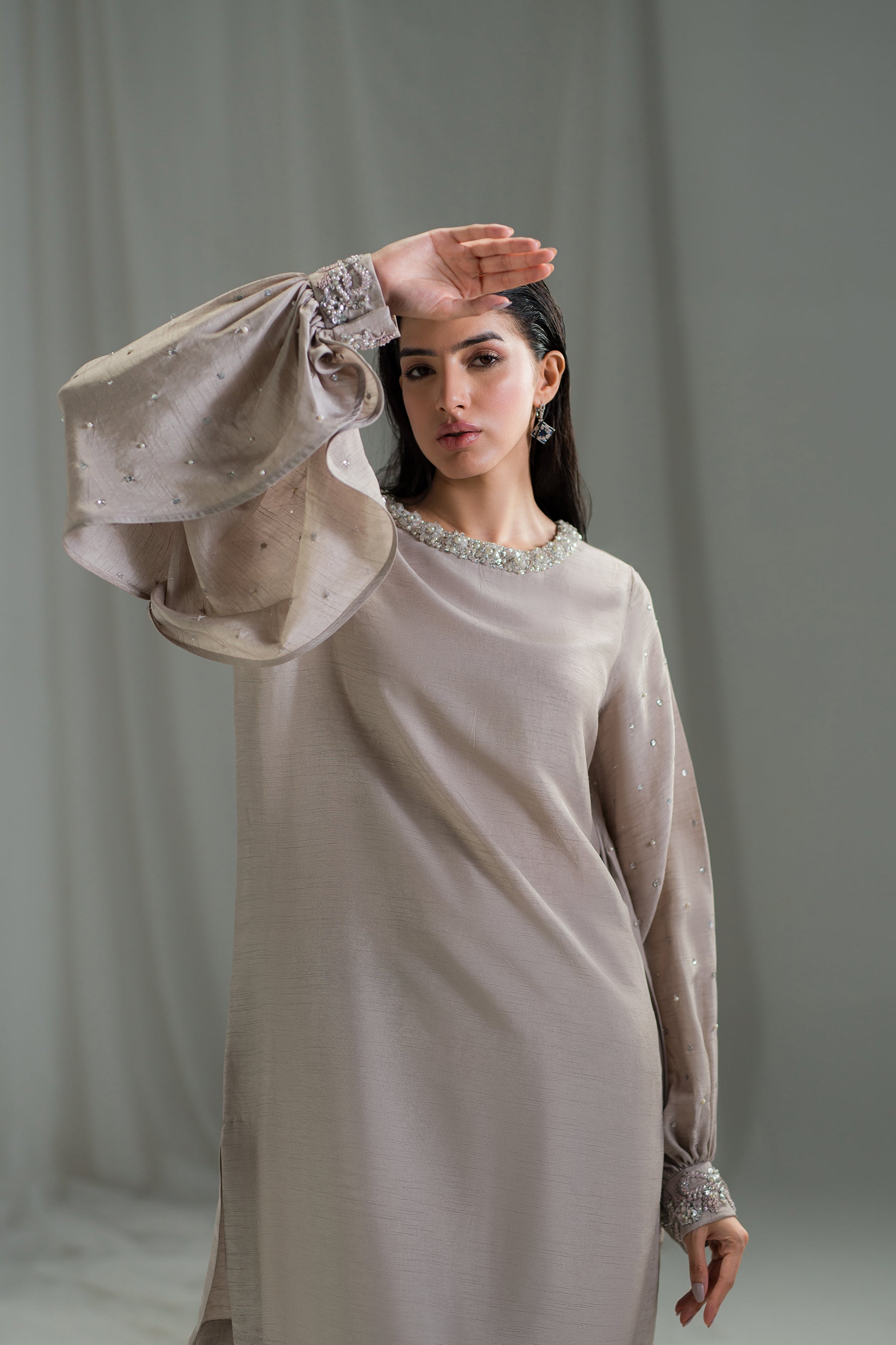 Pakistani Dusty Lavender Embellished Raw Silk Salwar Kameez (2-Piece) - Image 4