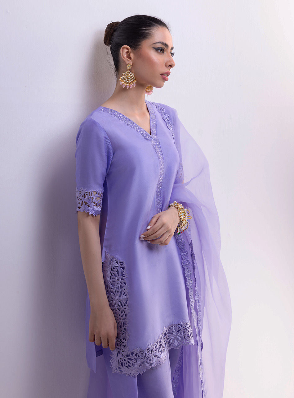 Lavender Cutwork Raw Silk & Organza Kurta Set (3-Piece) - Image 3