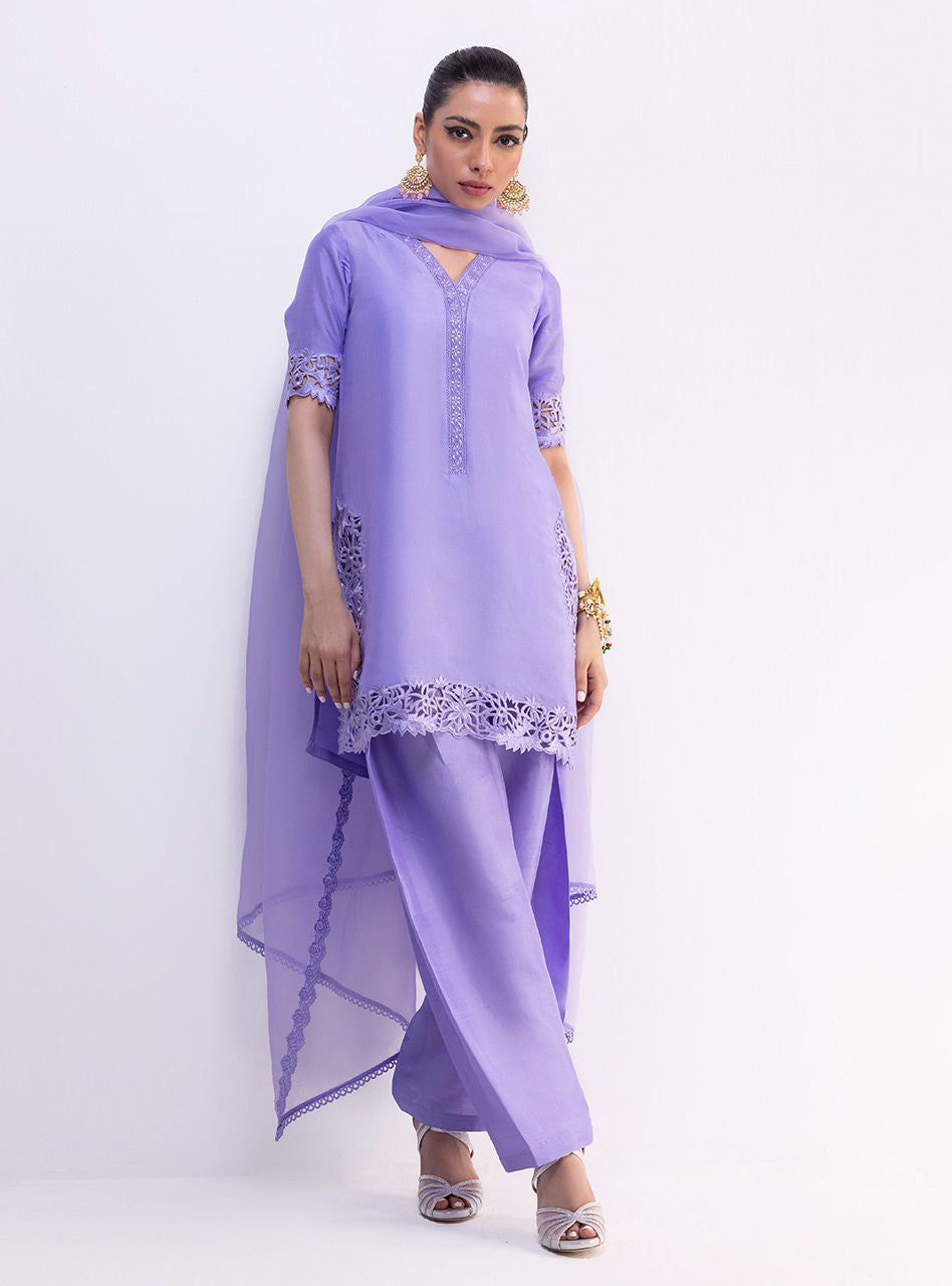 Lavender Cutwork Raw Silk & Organza Kurta Set (3-Piece) - Image 4