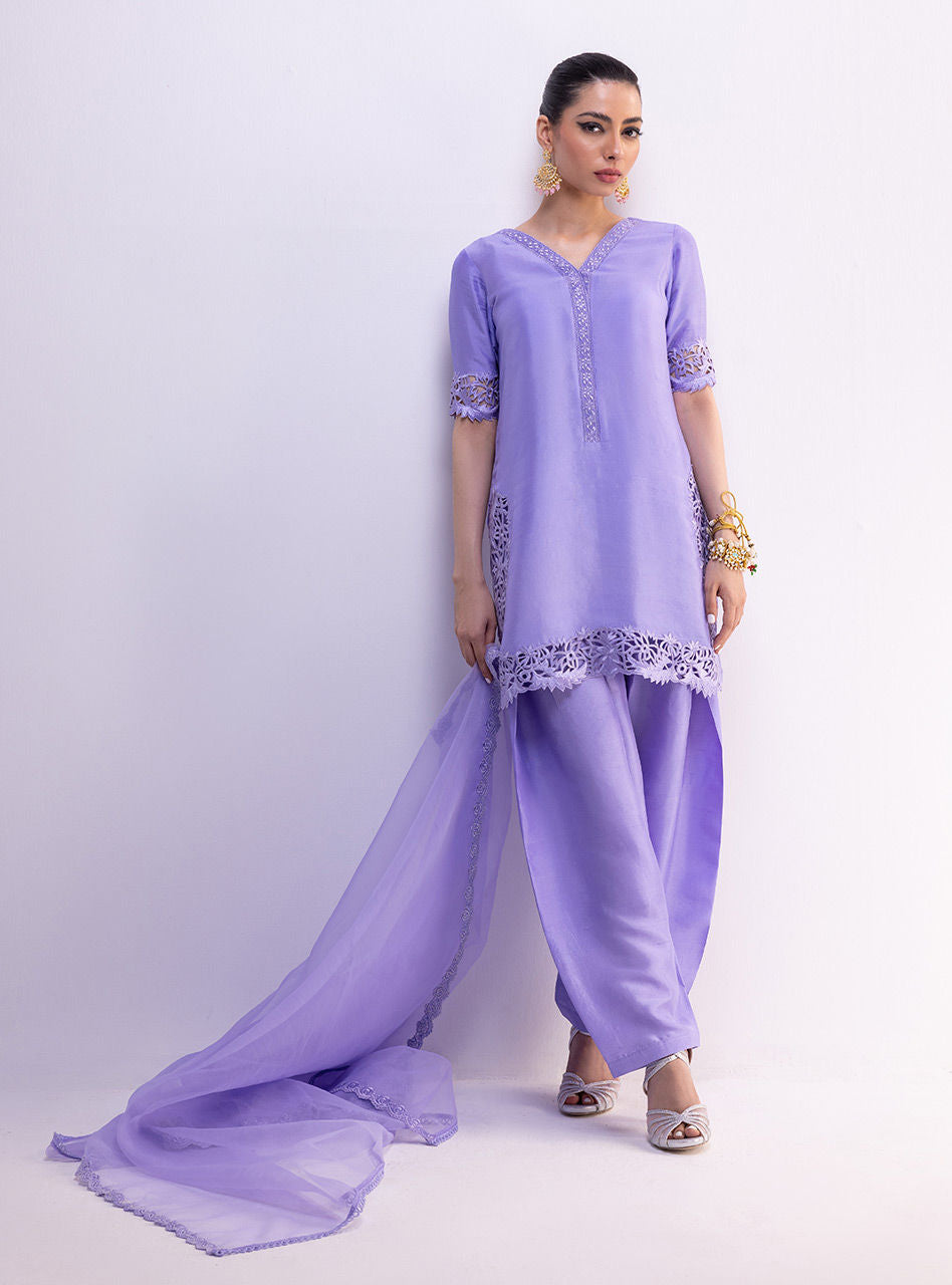 Lavender Cutwork Raw Silk & Organza Kurta Set (3-Piece) - Image 6