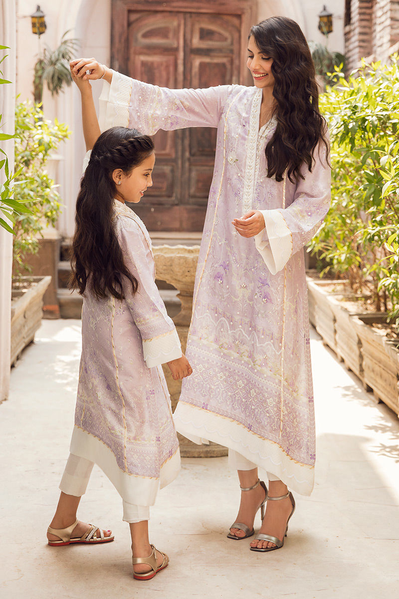 Pakistani Lavender Embroidered Raw Silk Salwar Kameez (3-Piece) - Image 4