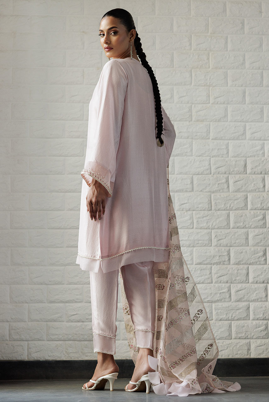 Lilac Gara Embroidered Raw Silk Kurta (3-Piece) - Image 2