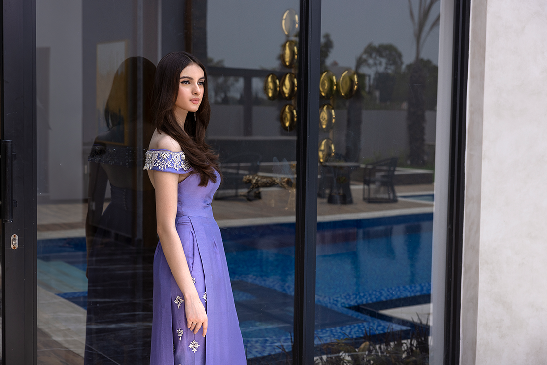 Purple Embellished Raw Silk Off-Shoulder Salwar Kameez (2-Piece) - Image 9