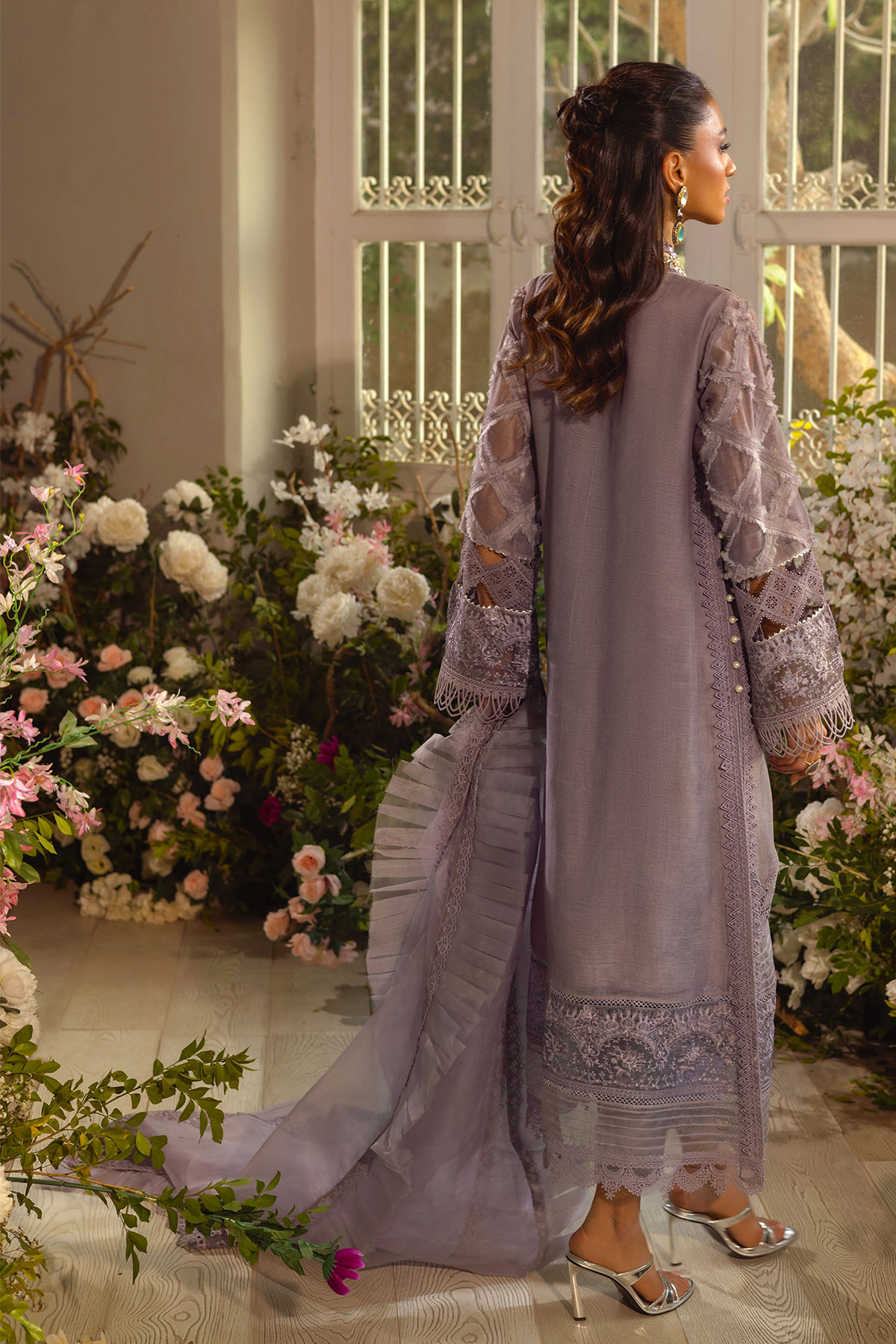 Pakistani Lilac Zardozi Raw Silk Salwar Kameez (3-Piece) - Image 12