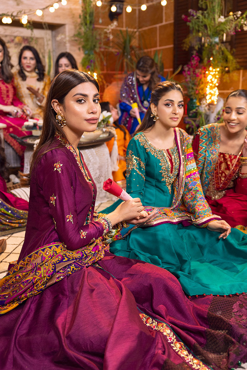 Pakistani Purple Embroidered Silk Salwar Kameez (3-Piece) - Image 7