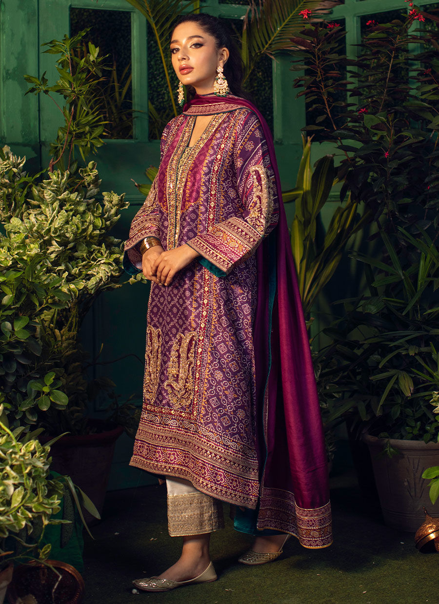 Pakistani Purple Zardozi Embroidered Silk Chunri Kurta (3-Piece) - Image 3