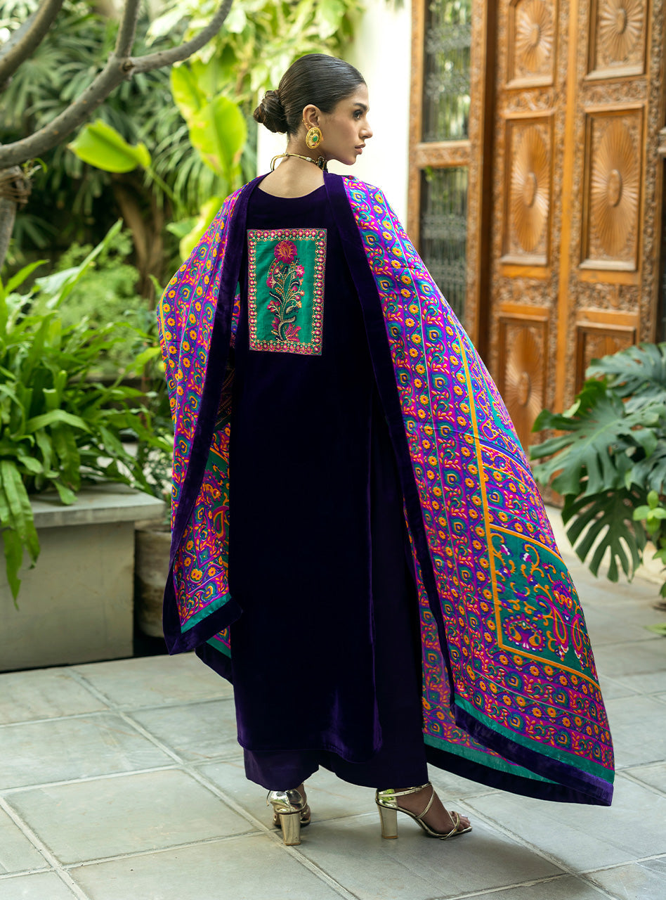 Pakistani Royal Purple Embroidered Velvet Salwar Kameez (3-Piece) - Image 3