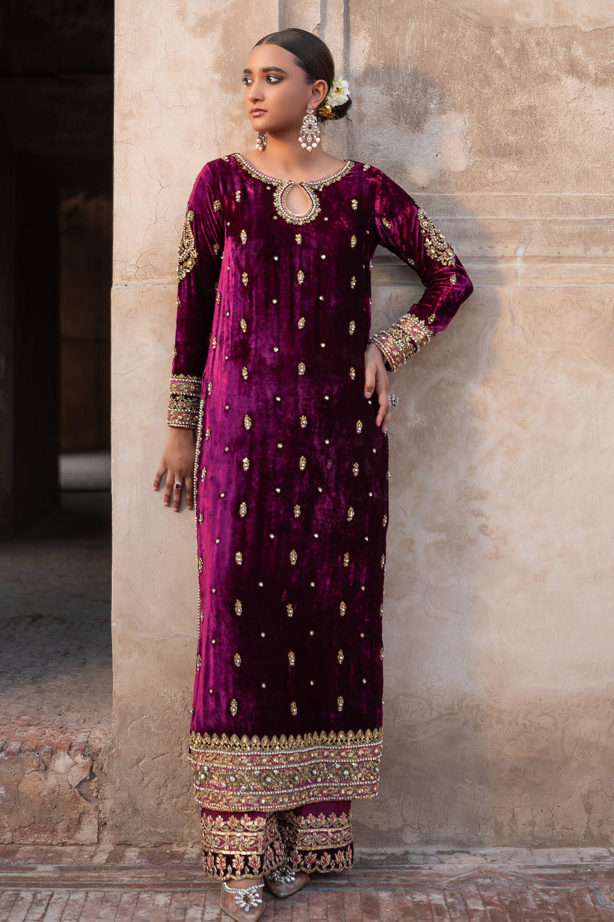 Plum Embellished Velvet Salwar Kameez (2-Piece) - Image 1