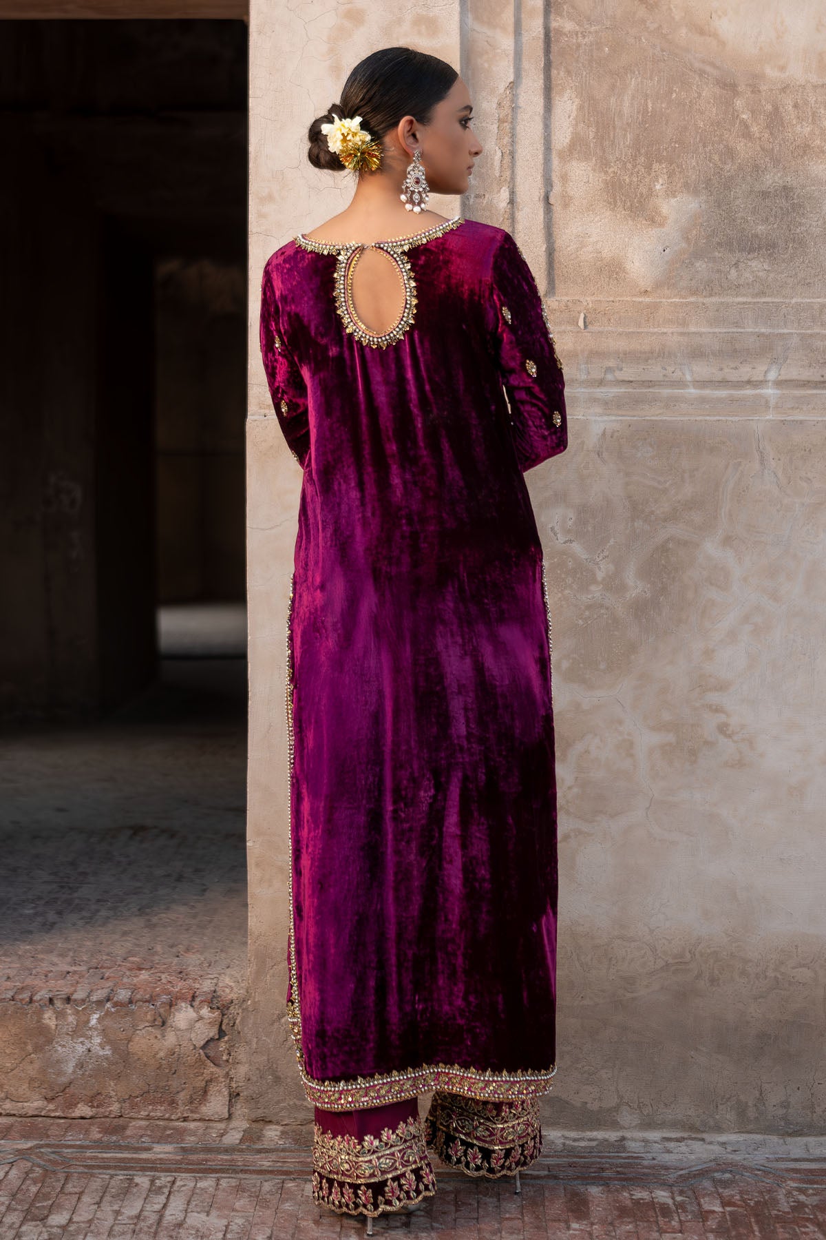Plum Embellished Velvet Salwar Kameez (2-Piece) - Image 3