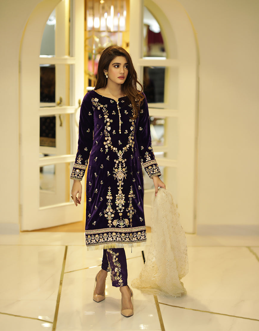 Pakistani Plum Embroidered Velvet Salwar Kameez (3-Piece) - Image 2