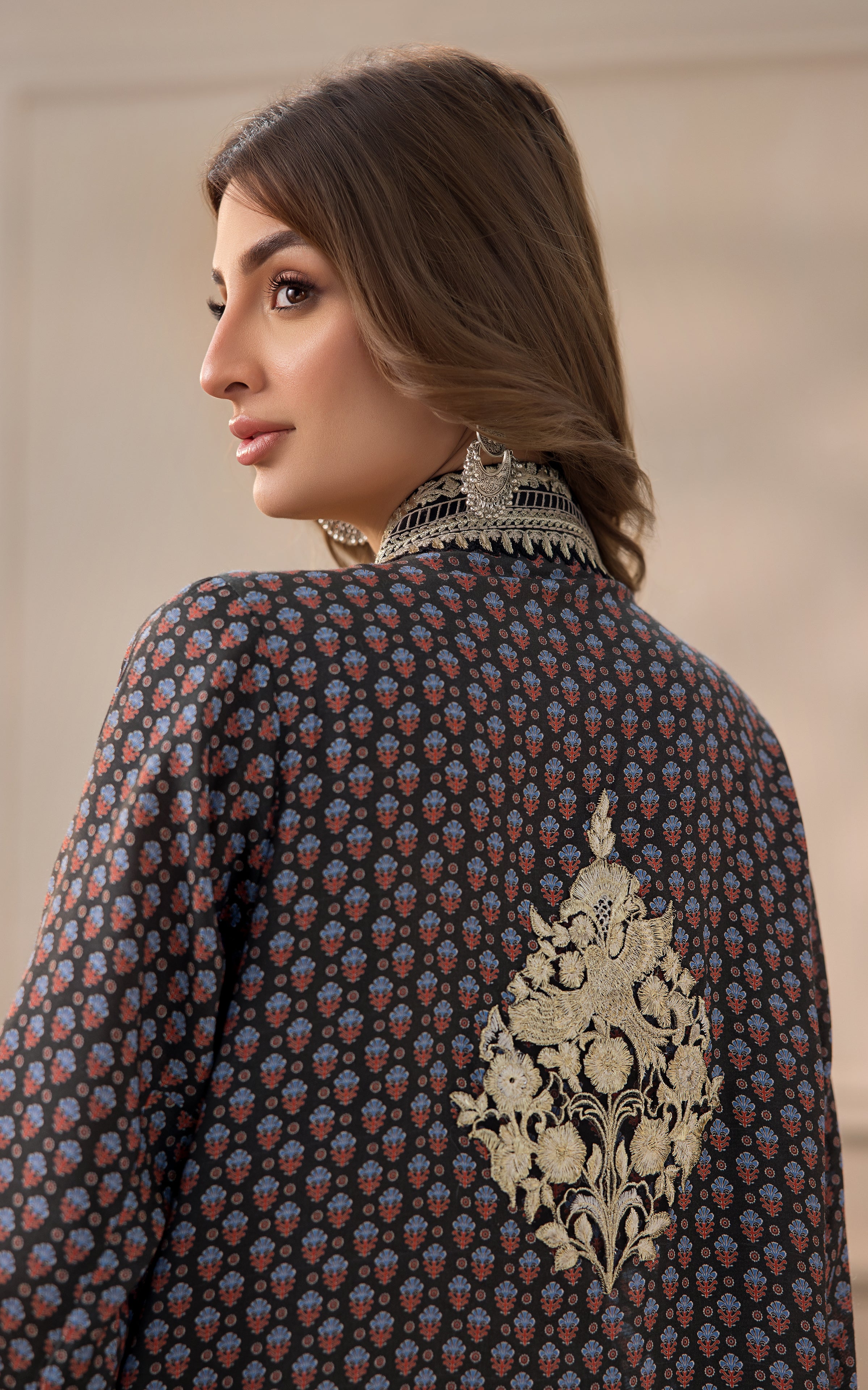 Deep Plum Embroidered Viscose Silk Salwar Kameez (2-Piece) - Image 7