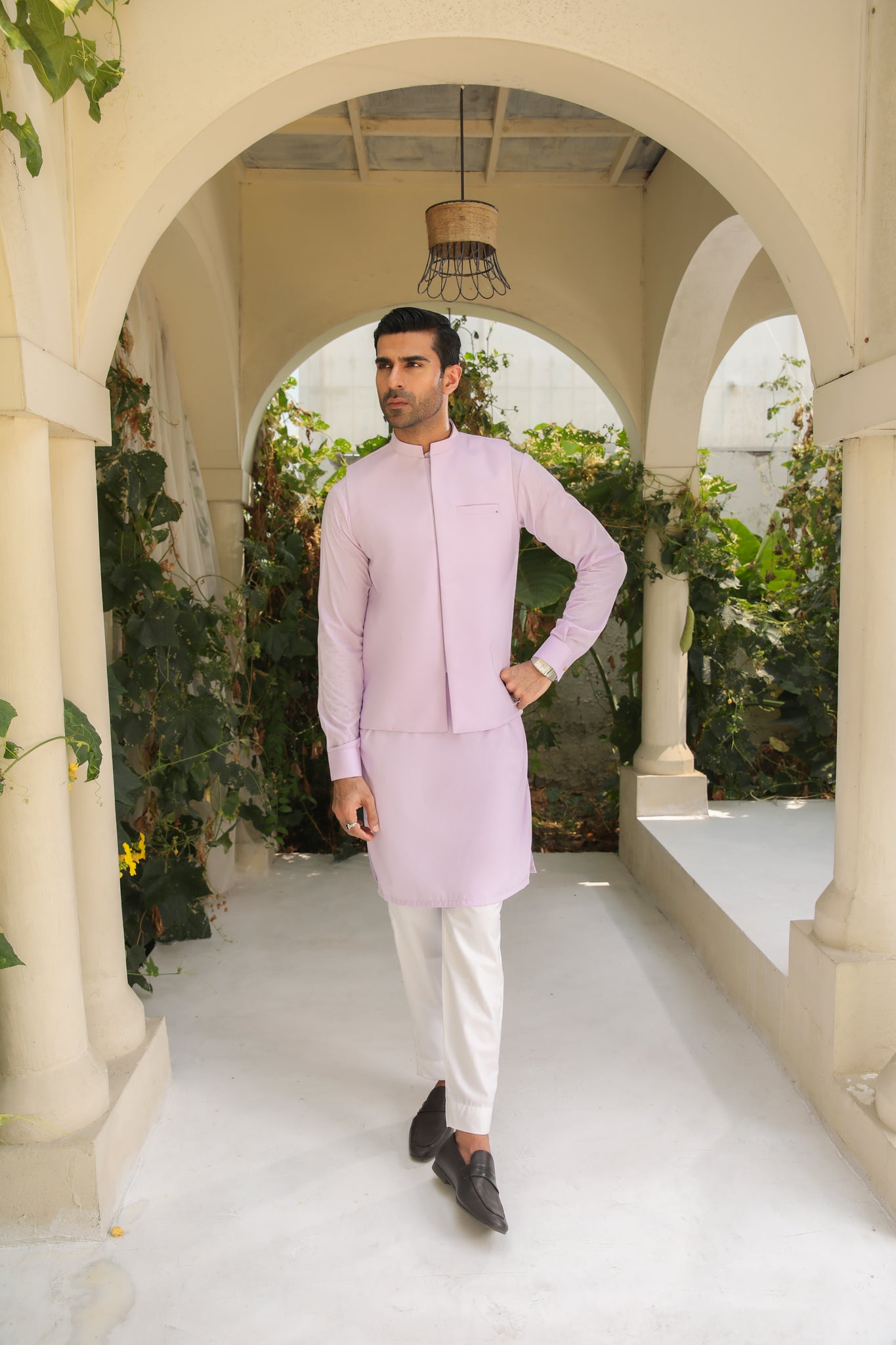 Lilac Blended Straight-Cut Waistcoat Kurta (3-Piece) - Image 3