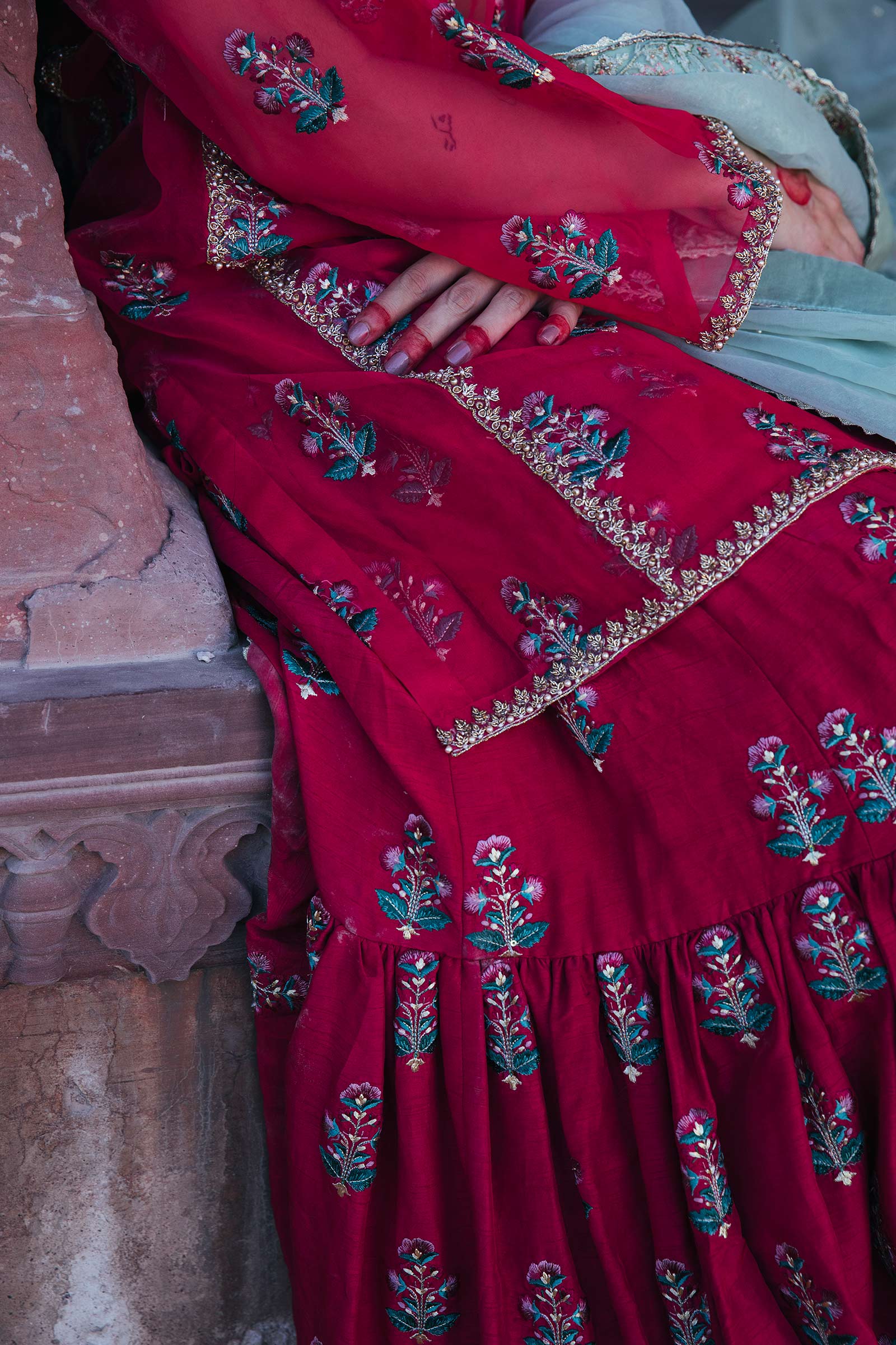 Crimson Embroidered Organza Kurta with Raw Silk Gharara (3-Piece) - Image 5