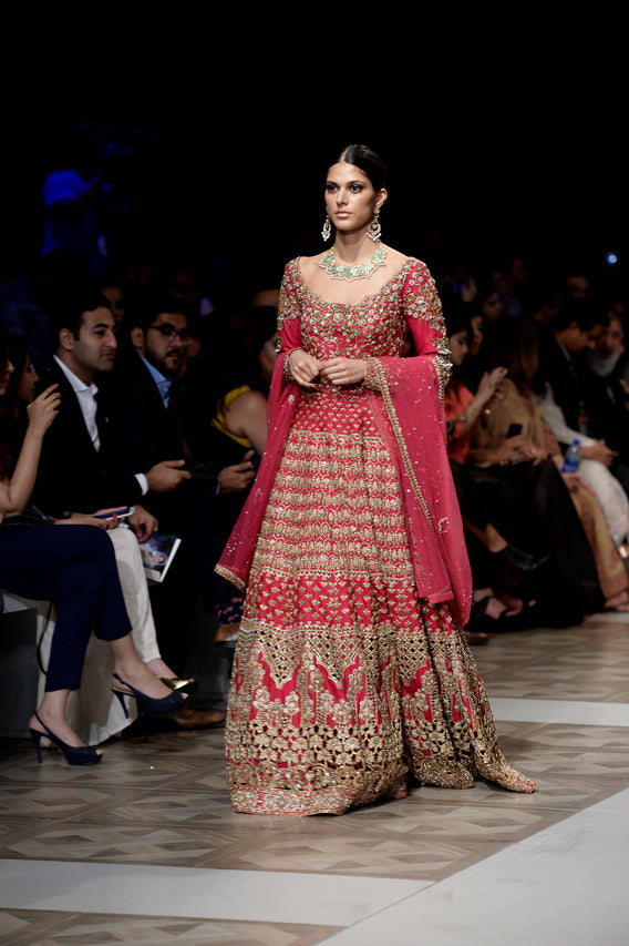 Vermillion Zardozi Jamawar Bridal Gown (2-Piece) - Image 3