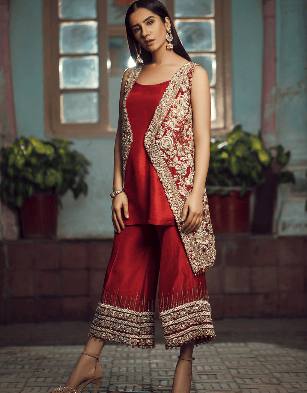 Pomegranate Red Embellished Silk Jacket Set (2-Piece) - Image 2