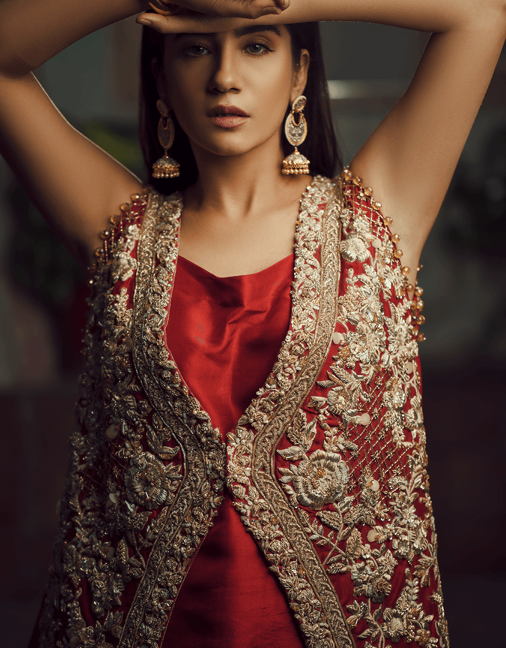 Pomegranate Red Embellished Silk Jacket Set (2-Piece) - Image 4