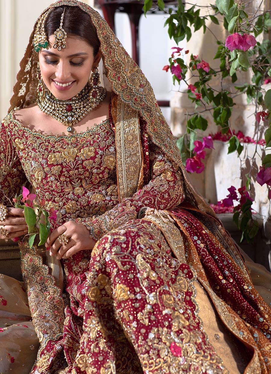 Pakistani Red Zardozi Tilla Banarsi Farshi Lehenga (3-Piece) - Image 7