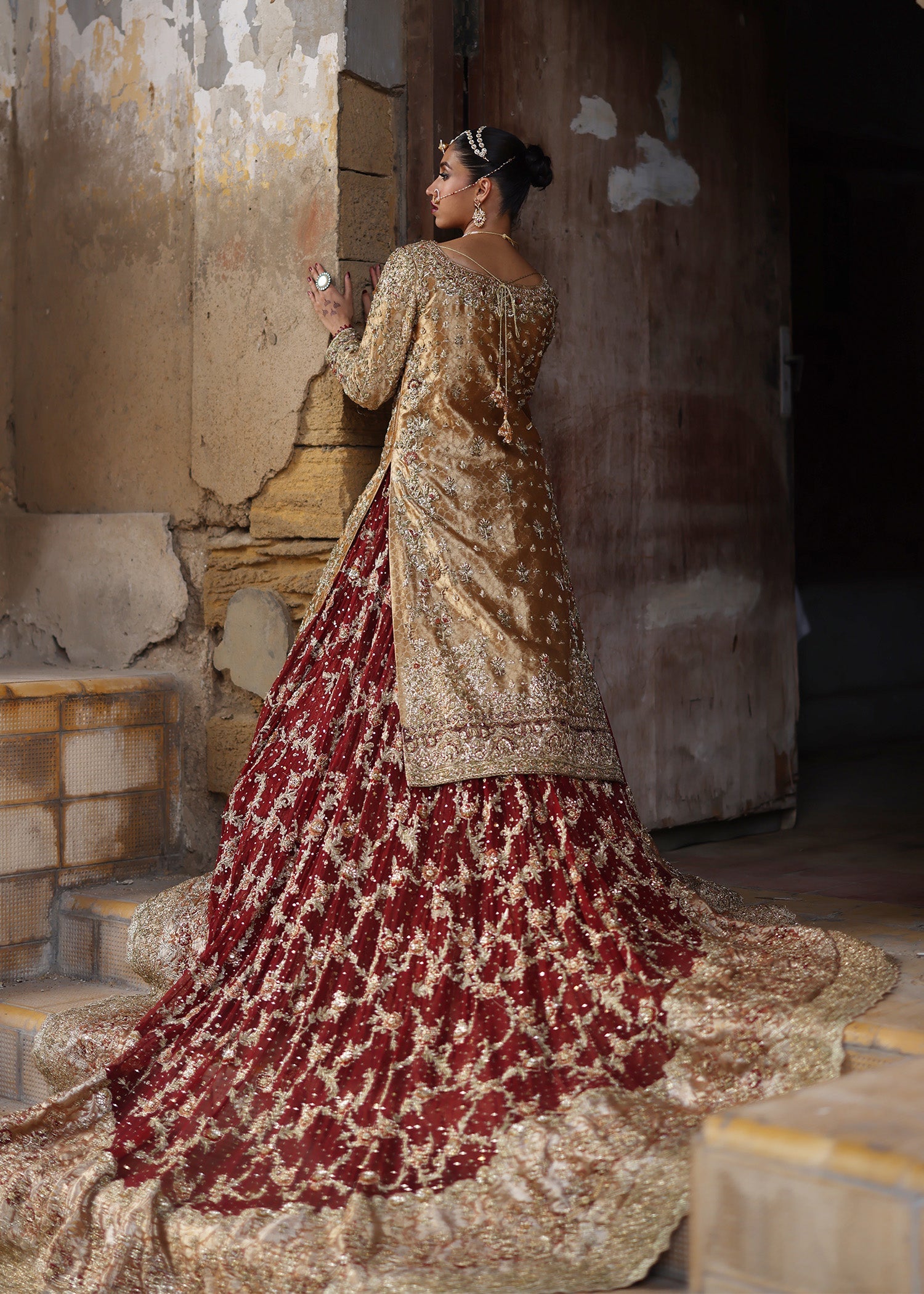 Honey Gold Zardozi French Lame Bridal Lehenga (3-Piece) - Image 7